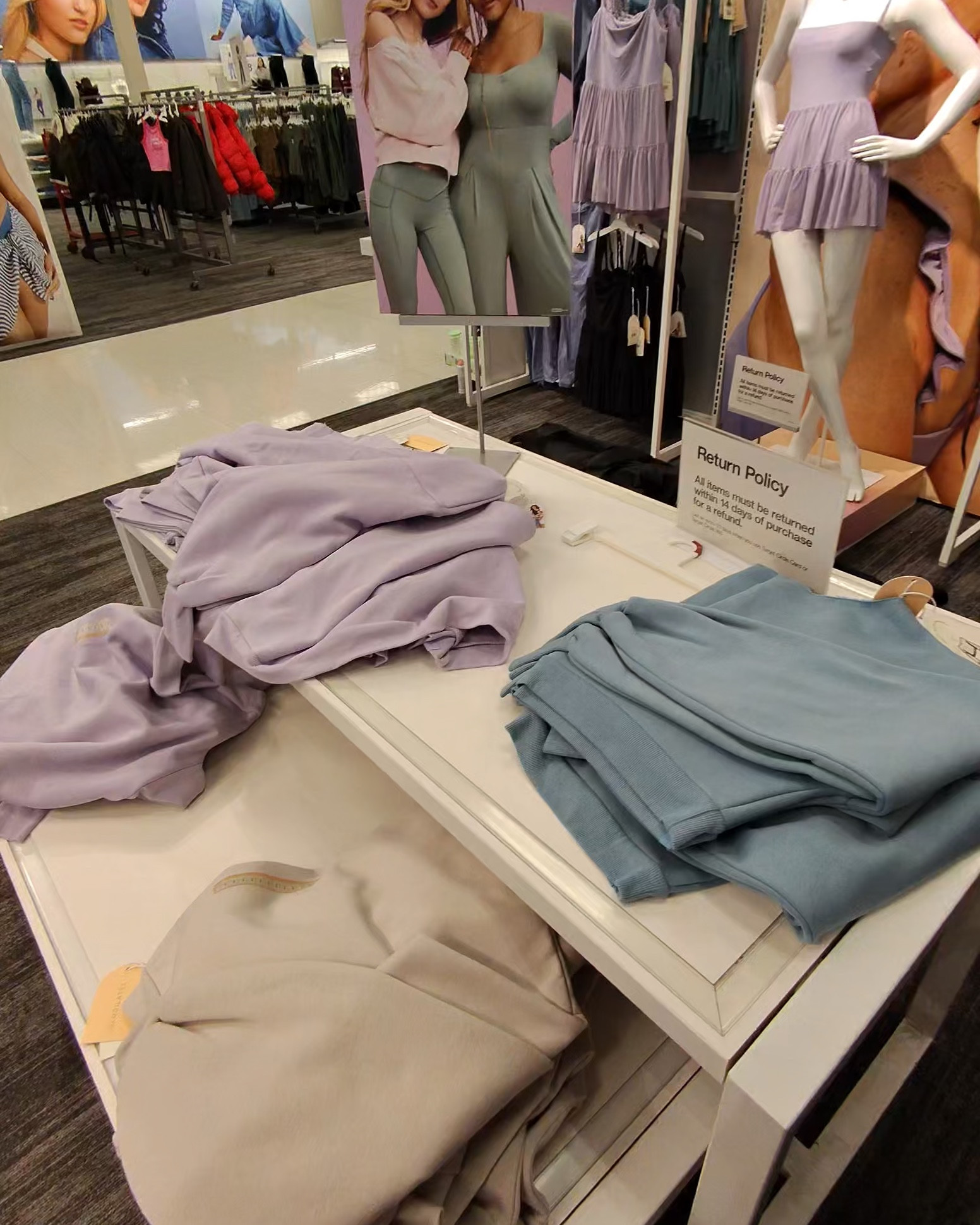 Effortlessly Chic & Comfy! 💫
Obsessed with these Blogilates Dance Studio Off-the-Shoulder Sweatshirts—the ultimate blend of cozy and cute! Perfect for lounging, running errands, or layering up for a casual brunch.
💙 Teal Blue: Bold and vibrant for a pop of color.
💜 Light Purple: Soft and feminine, giving all the dreamy vibes.
🤎 Light Taupe: Neutral and timeless—pairs with everything!
Style it off one shoulder with leggings or high-waisted jeans for that effortlessly relaxed look. Which color are you grabbing first?
Shop now at Target! #FashionedInFreedom #LTKStyle #CasualChic #TargetFinds

#LTKStyleTip #LTKFitness #LTKWatchNow