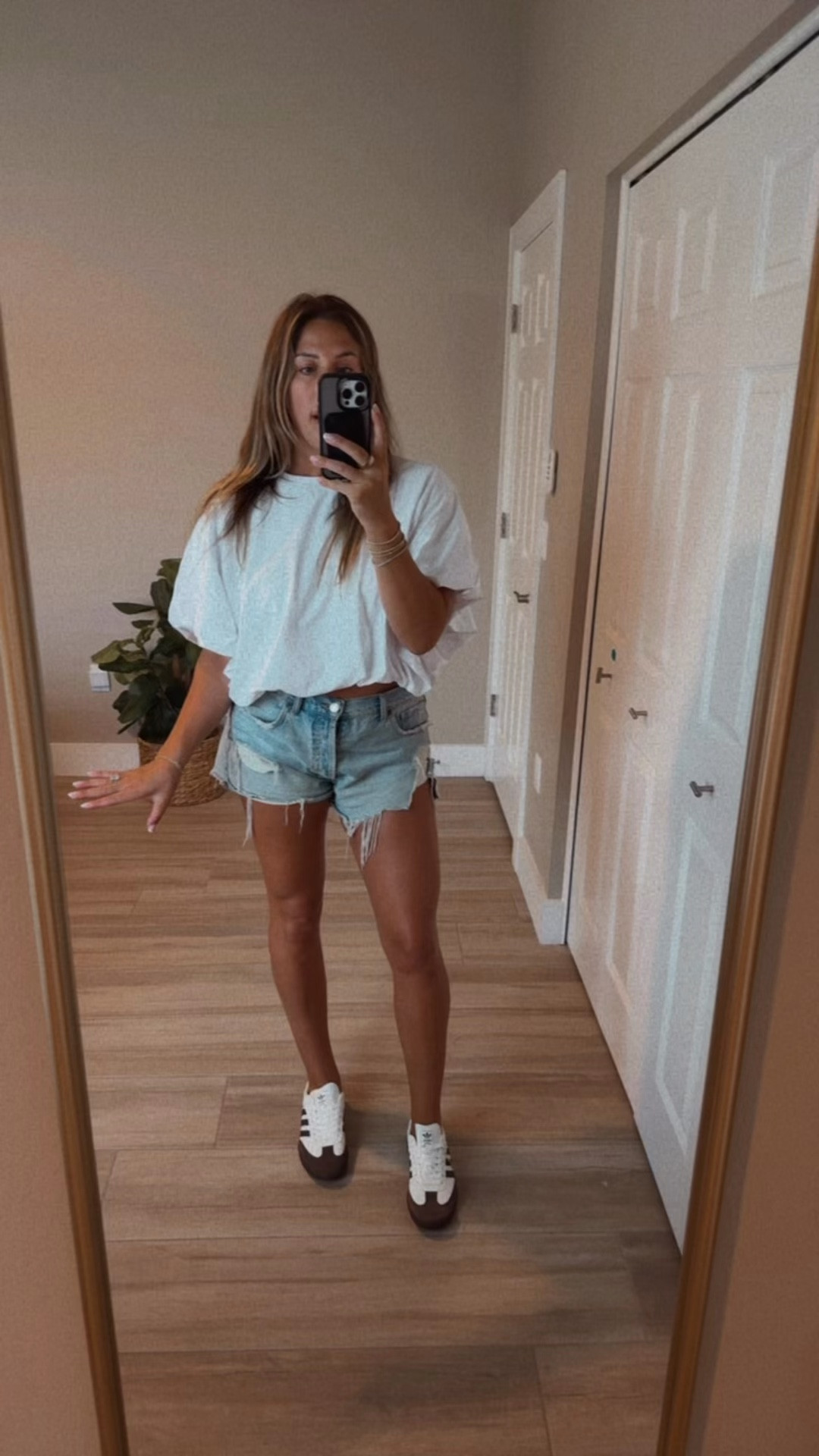 Use code save25
Ootd
Trending 
Casual ootd
Sneakers

#LTKSaleAlert #LTKSpringSale #LTKgrwm