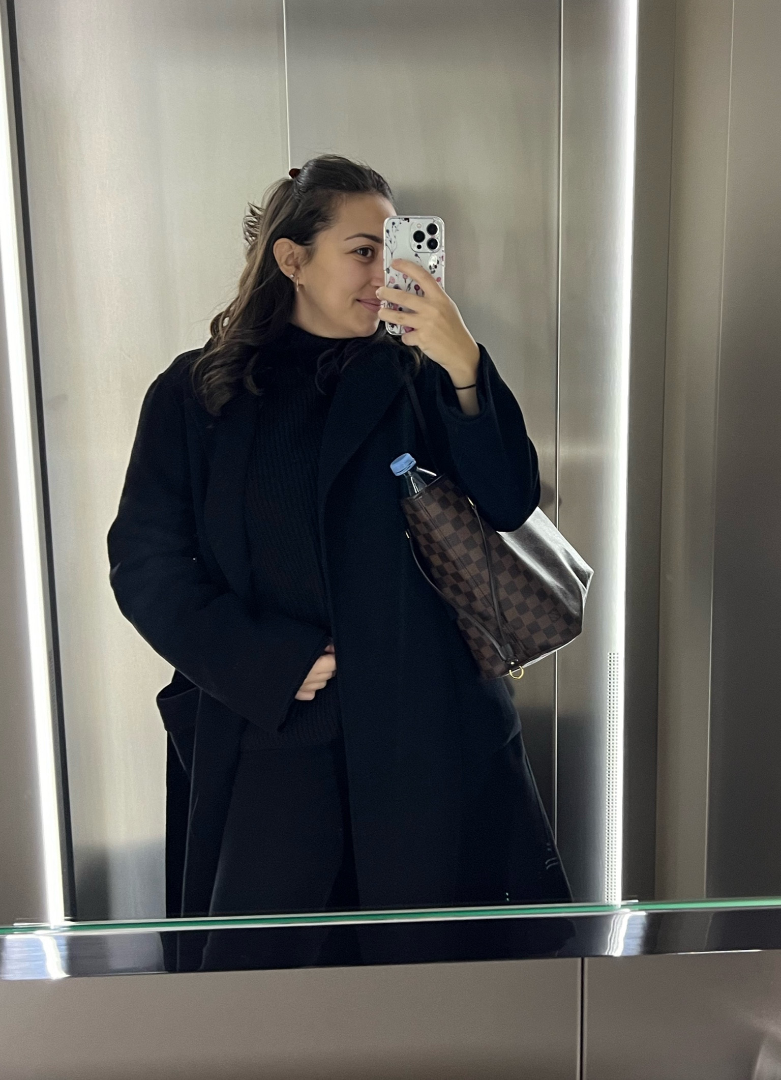 Black is my color🫶🏼 
This new Max mara coat is 😍
Also loving my LV never full these days!

#LTKSeasonal #LTKitbag #LTKworkwear