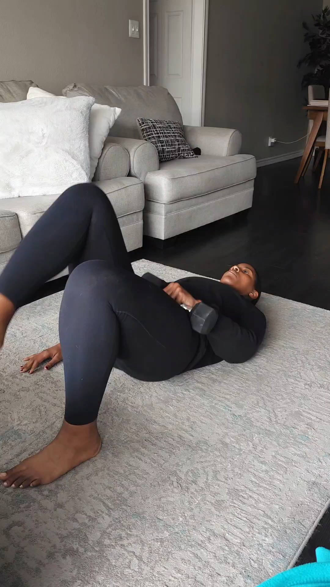 Lower body workout ootd

#LTKfitnessgoals #LTKootd #LTKOver40