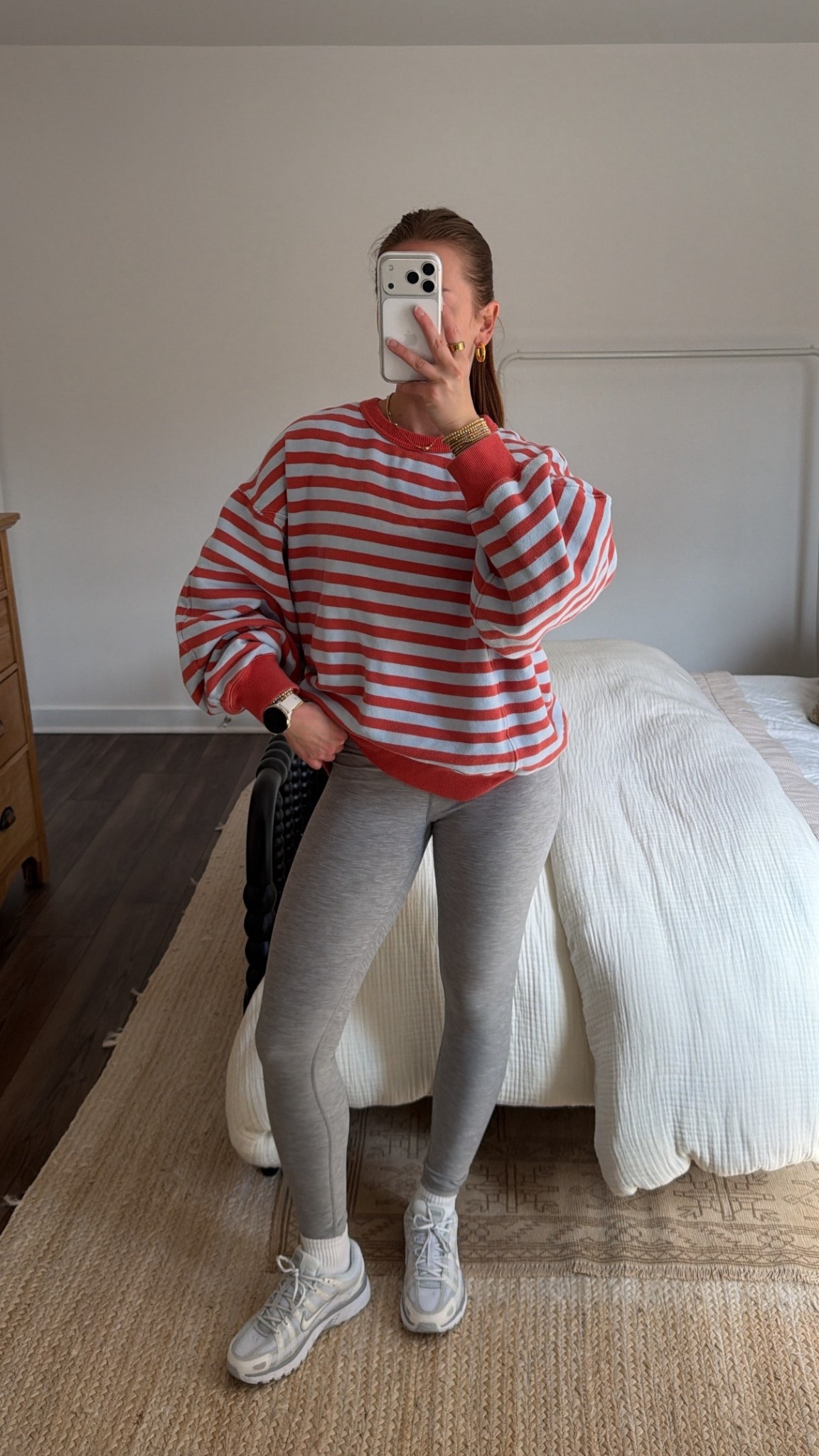 3/30/26 Morning Walk Workout Outfit

Today’s walk outfit 🤍 Wearing my Athleta grey workout set with my Aerie striped sweatshirt layered on top. Paired with my Nike sneakers, Aritzia socks, and my Garmin watch for tracking the walk.

Everything is linked here ✨



#LTKootd #LTKfitnessgoals #LTKActive