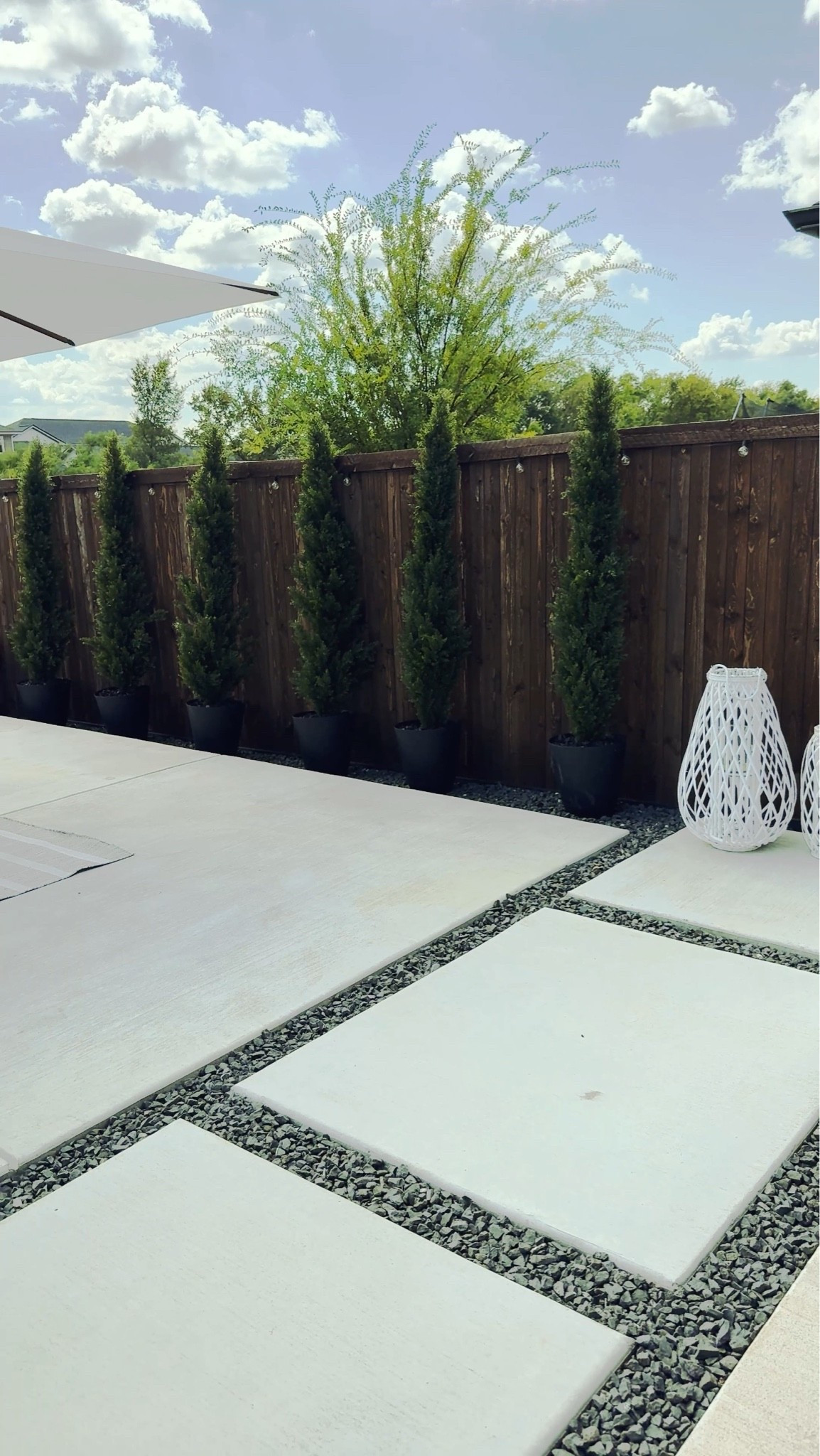 Faux privacy trees