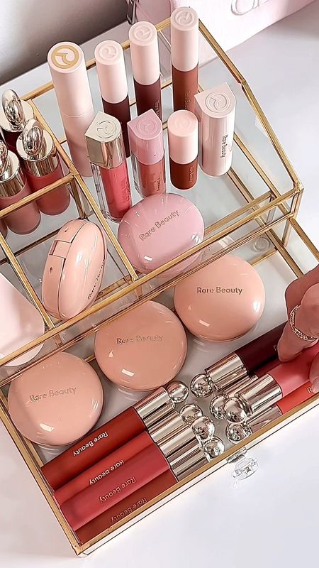 The prettiest makeup organizer 🌸✨


Makeup organizer, vanity organizer, acrylic makeup organizer, cosmetic organizer, makeup storage, drawer organizer, brush holder, makeup case, vanity tray, countertop organizer, makeup display, clear makeup organizer, rotating makeup organizer, travel makeup organizer, stackable makeup organizer.

#LTKhome #LTKVideo #LTKfindsunder50