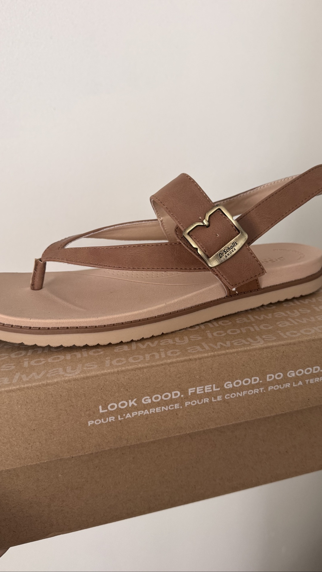 POV: You hit your 40s and suddenly “cute” shoes also need arch support 😂☀️
These Dr. Scholl's summer sandals are the best of both worlds — actually stylish and comfortable enough to wear all day long. No breaking them in. No sore feet by dinner time. Just easy, cute summer shoes that can keep up with busy mom life, errands, vacations, and everything in between. 👏
If you know, you know… comfort is no longer optional 😅
#DrScholls #SummerSandals #WomenOver40 #ComfortableStyle #MomStyle

#LTKmomlife #LTKOver40 #LTKSeasonal