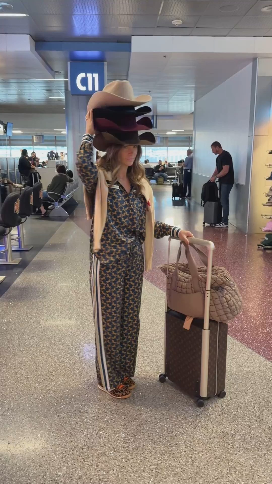 Cozy travel set! 

#LTKOver40 #LTKTravel #LTKootd