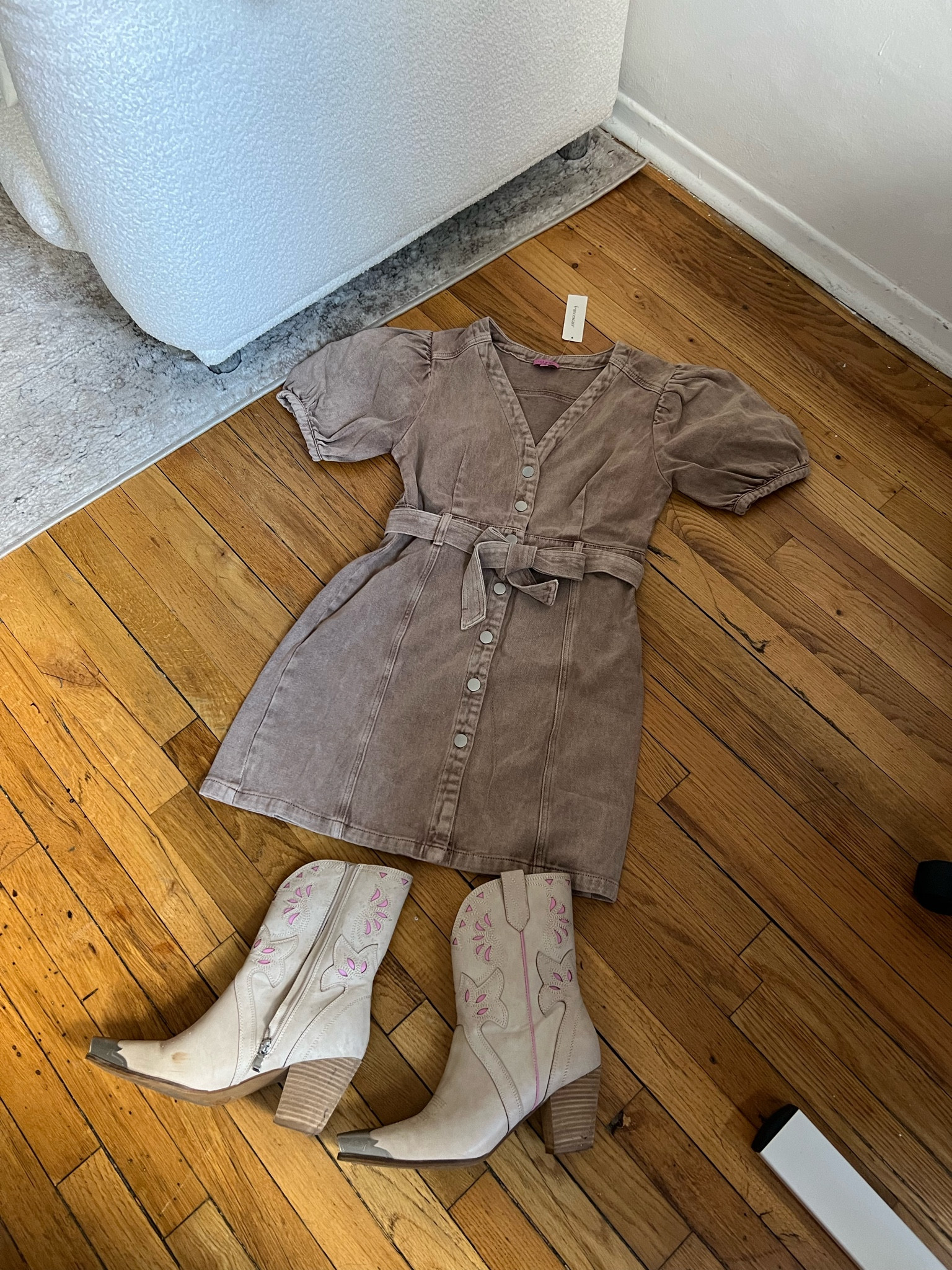 Coachella outfits, festival outfit inspo, cowboy boots, festival inspo, festivals, Easter dress, wedding guest dress, Easter, spring dress, eras tour, eras tour outfit, cargo pants, sneakers, neutral outfit, easy outfit, spring outfit, leather jacket, casual outfit, country concert outfit 

#LTKfindsunder100 #LTKsalealert #LTKFestival