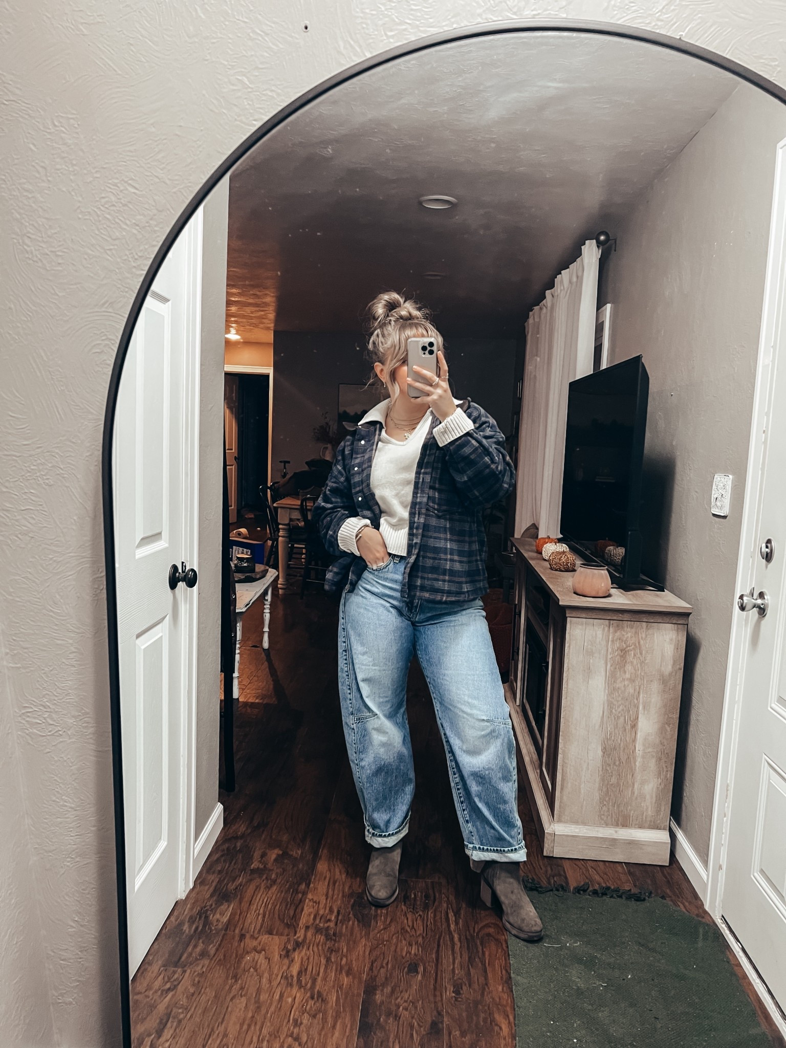 Ootd for this cold fall day 🍂

#LTKMidsize #LTKU #LTKStyleTip