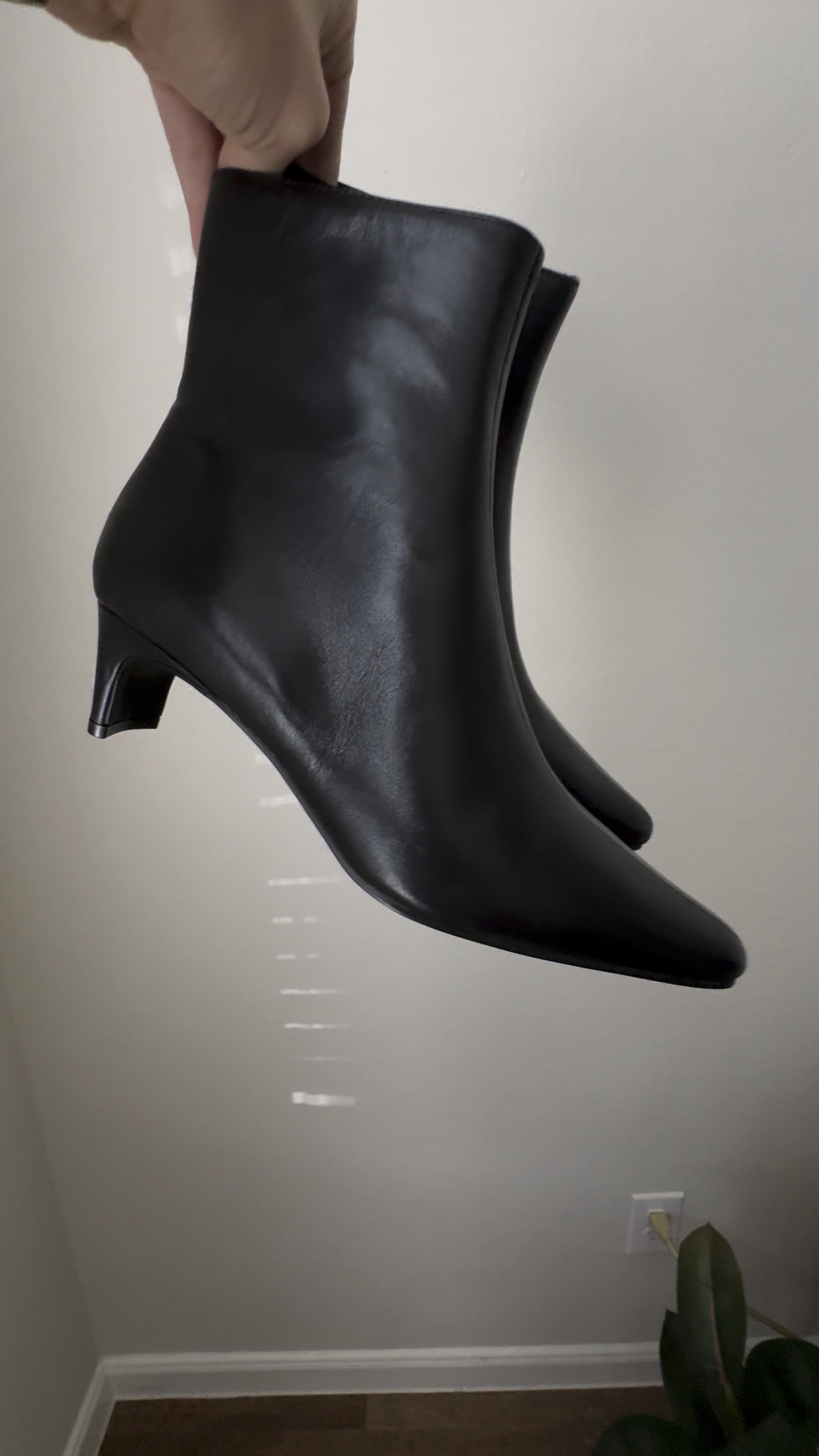 Black boots for Fall 

These elegant and chic boots are perfect for Fall - a bit elevated but still a low heel so they are very comfortable - true to size! 

These boots come in other colors and prints like metallic and leopard print which are trending this Season!

Wear with jeans, skirts, pants or dresses! Such a versatile boot 

Also tagging my other Fall shoe picks and favorites! (I own all of the ones linked except the leopard - I have a similar pair to those). 

Leave any questions for me below! 



Fall outfit , Fall boot , black boots #Ltkstyletip

#LTKFindsUnder100 #LTKVideo #LTKShoeCrush