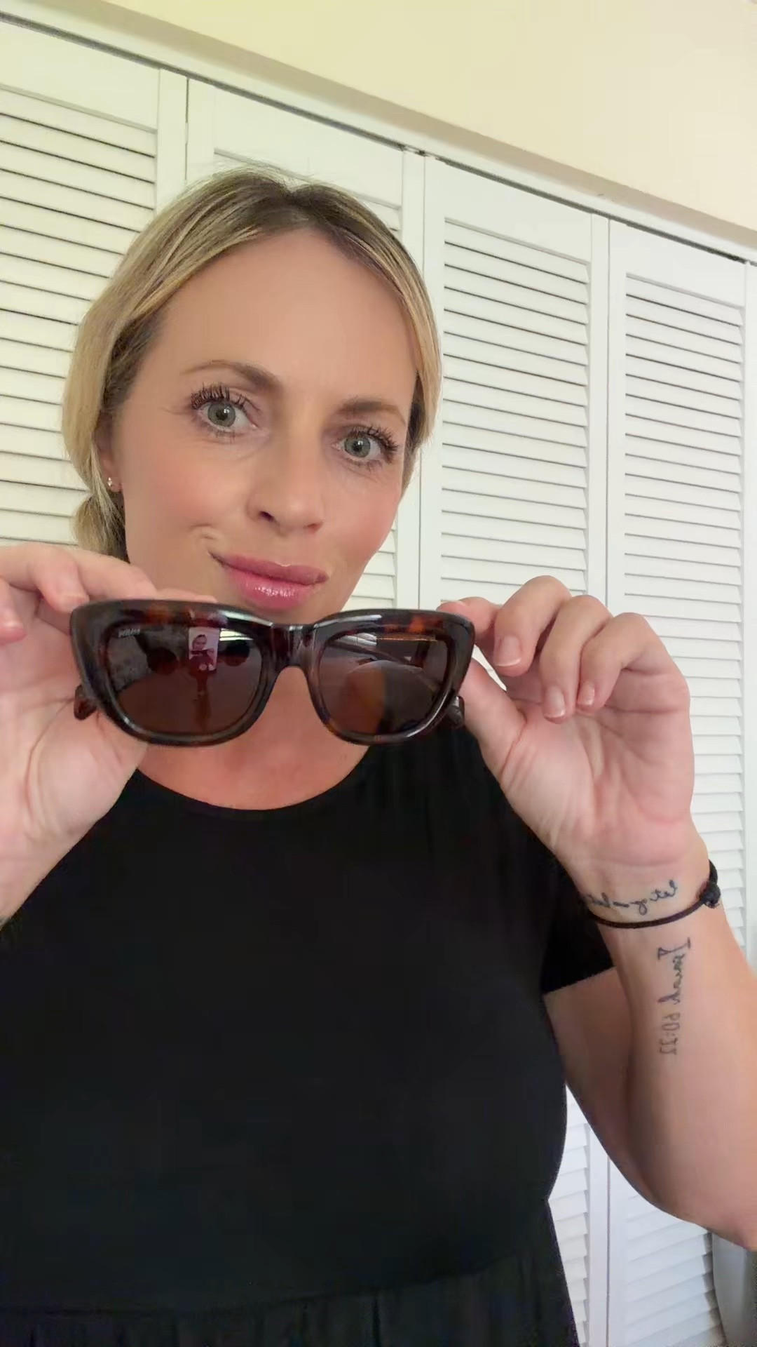 Sunglasses

#LTKgrwm #LTKootd #LTKdayinmylife