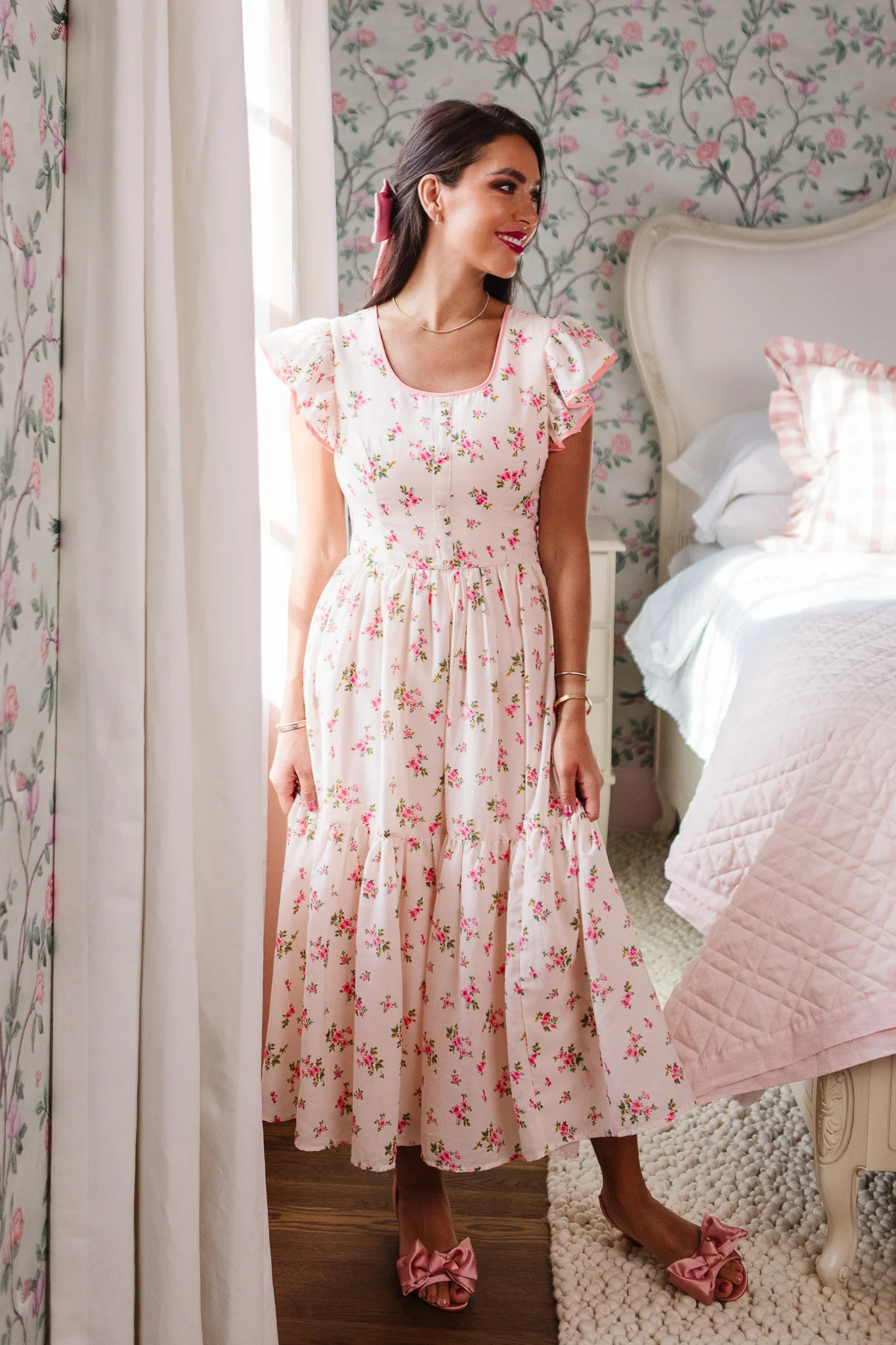 Nola Dress in Pink Floral | Ivy City Co