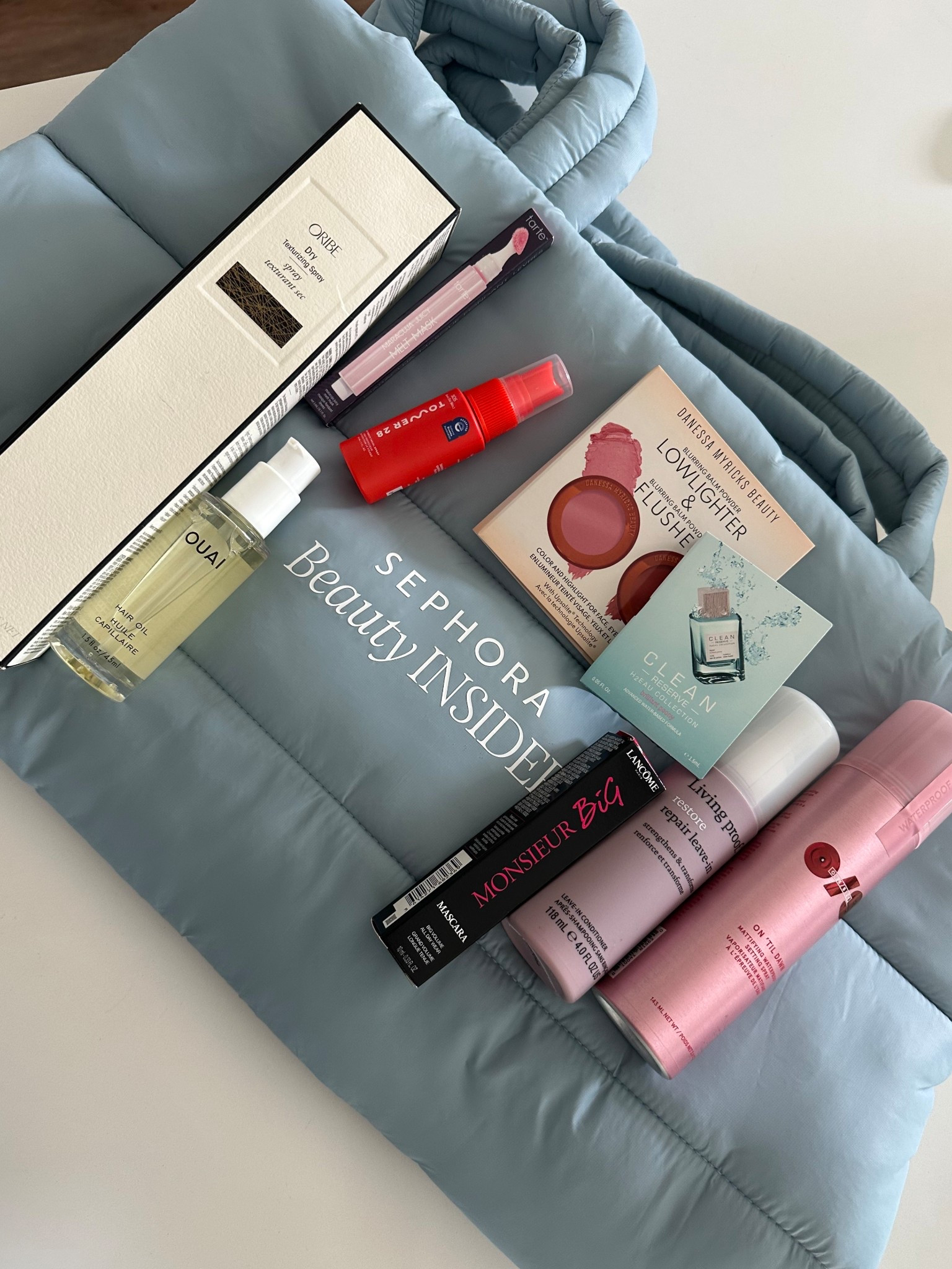 Sephora haul✨

Hair products & make up 

#LTKselfcare #LTKmorningroutine #LTKBeauty