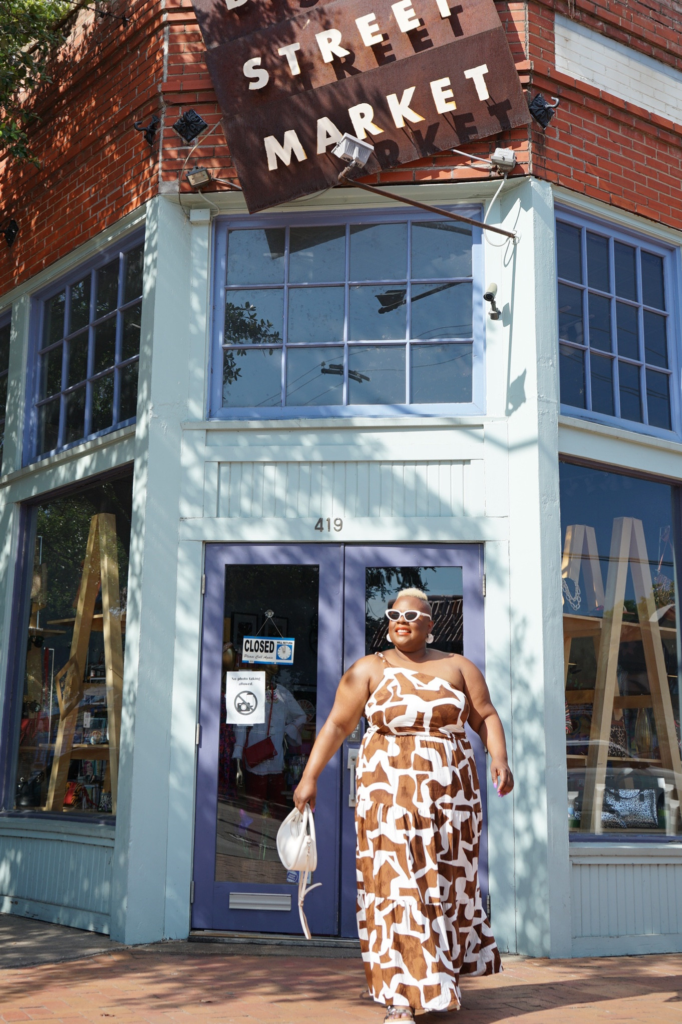 Hi There!

Garments offering a one shoulder detail are all the rage for the warmer temps, and I wanted to try my hand at the tend. When I saw this beautiful piece while browsing for pieces to wear on vacation, I knew I had to have it. 

Are you following me on Insta? You should be!   I’m @my _aura_style 

There you can get more style, travel and lifestyle inspo. 

#LTKcurves #LTKtravel