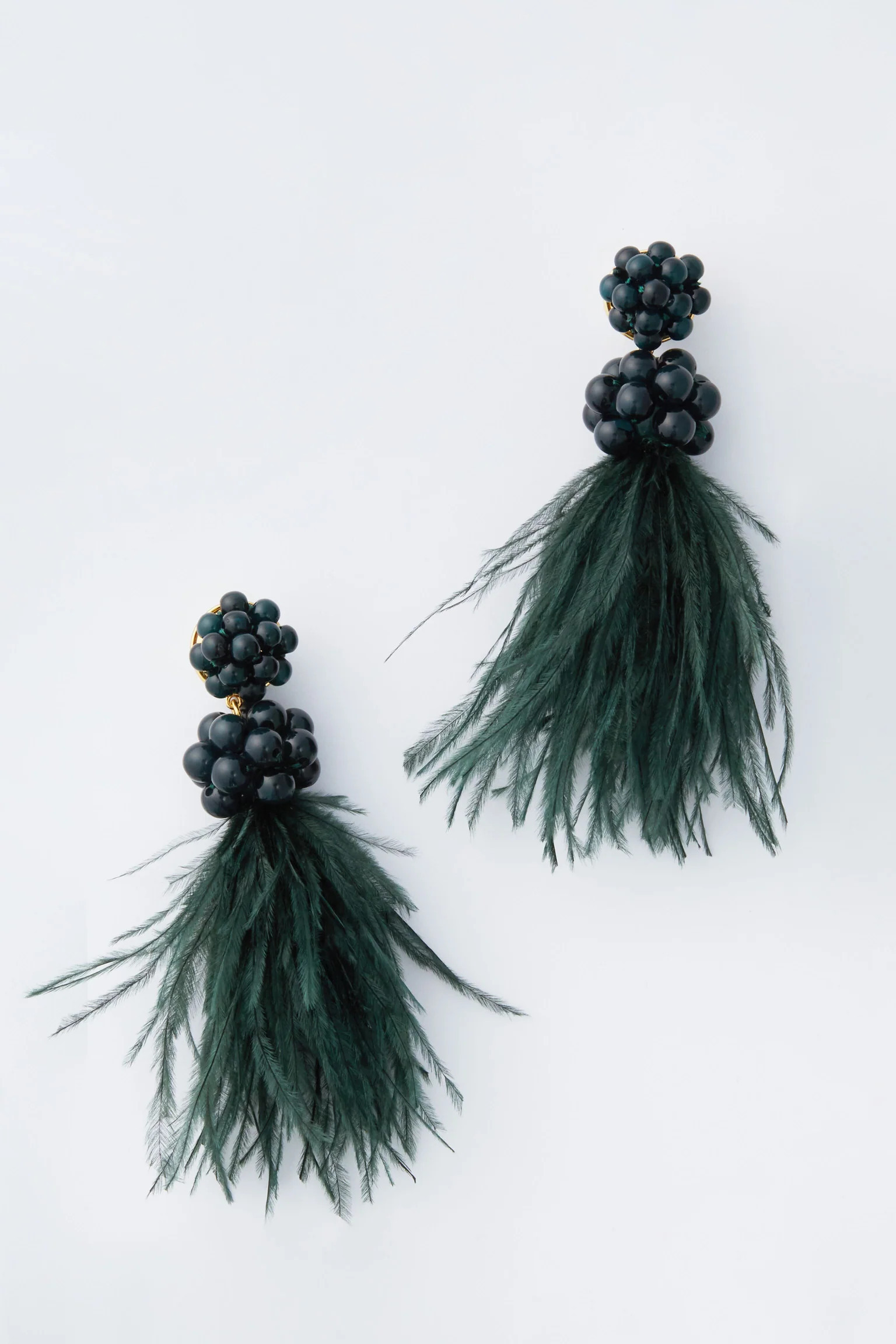 Emerald Feather Nicole Earrings | Tuckernuck (US)
