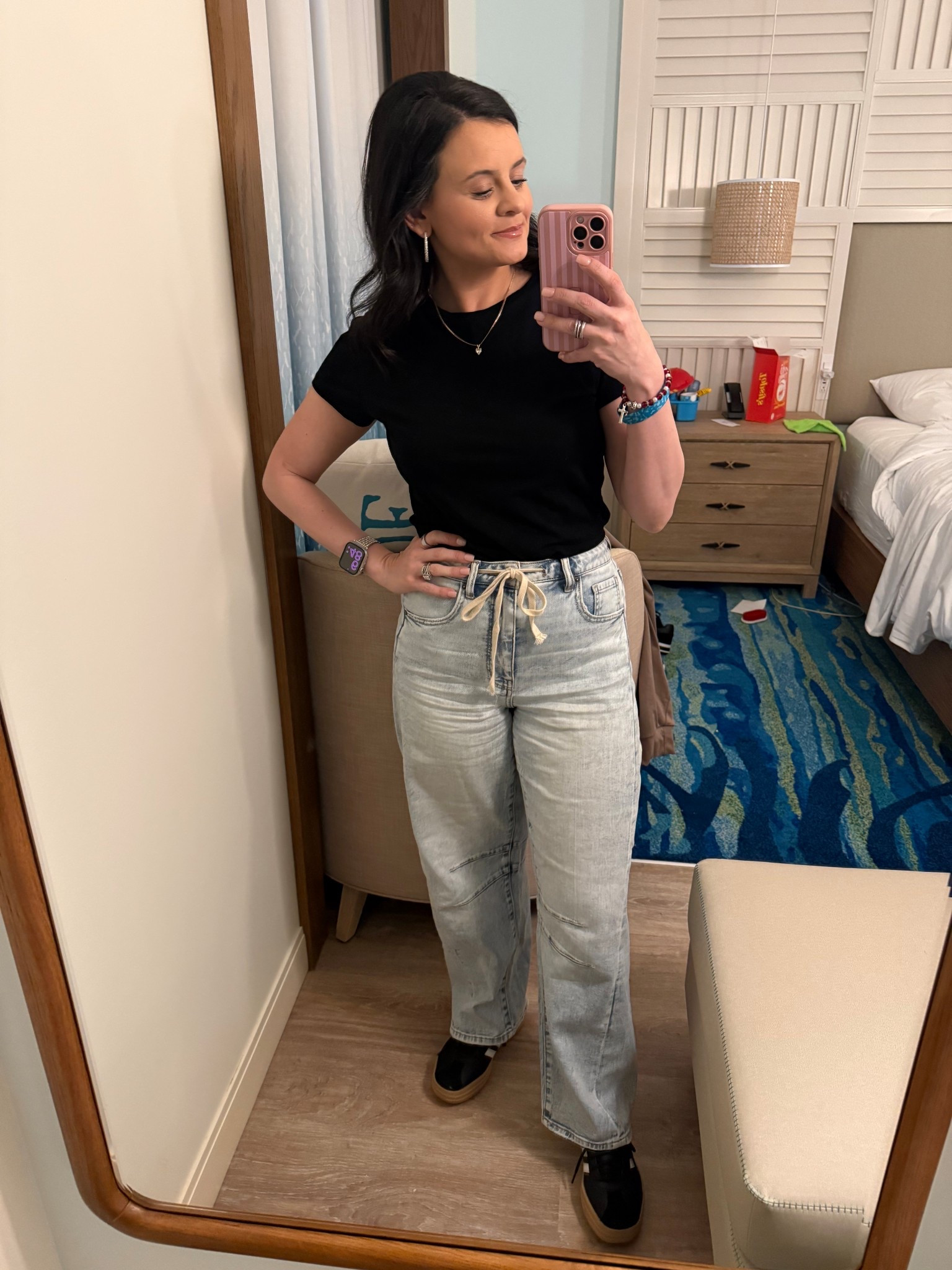 These jeans are my favorite…and so are these shoes. I’m obsessed! 

#LTKdayinmylife #LTKmomlife #LTKootd