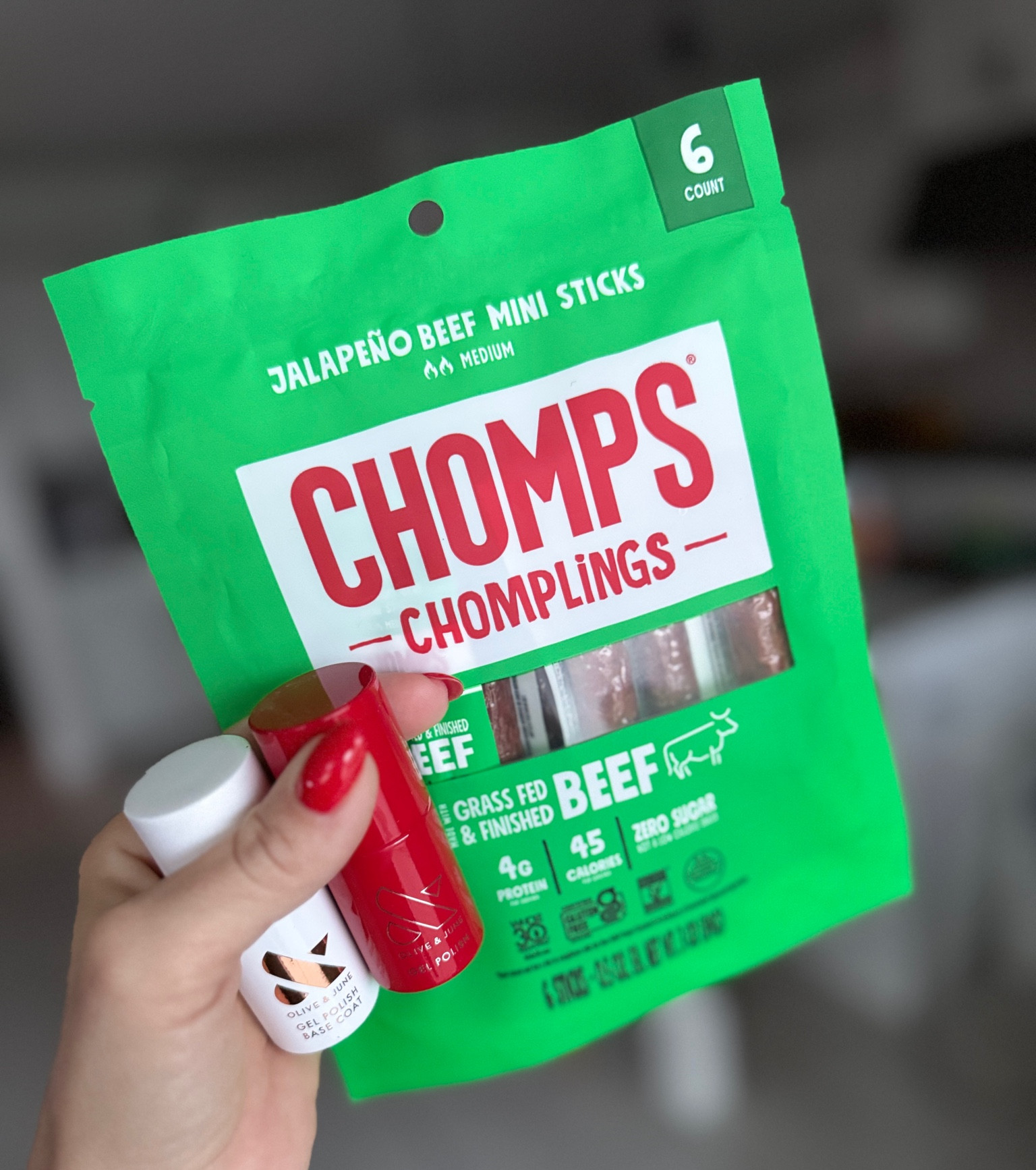 Mini Target haul!! 😍

I HAD to get the mini jalepeno chomps for some traveling, they fit perfectly in my small purse and are essential for snacking on the go!

I also snagged the new O&J GEL polish they released in their best selling shade of their regular polish. 

Lastly, the PEEL OFF BASE gel polish so I can more quickly and easily change my nail color and possibly get a little mani Monday routine going! 🤙🏼 

#LTKTravel #LTKMostLoved #LTKBeauty