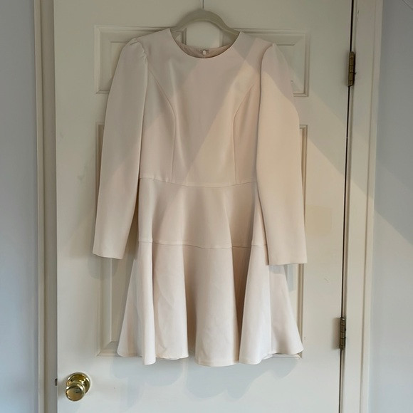 Gal Meets Glam Off White Dress | Poshmark
