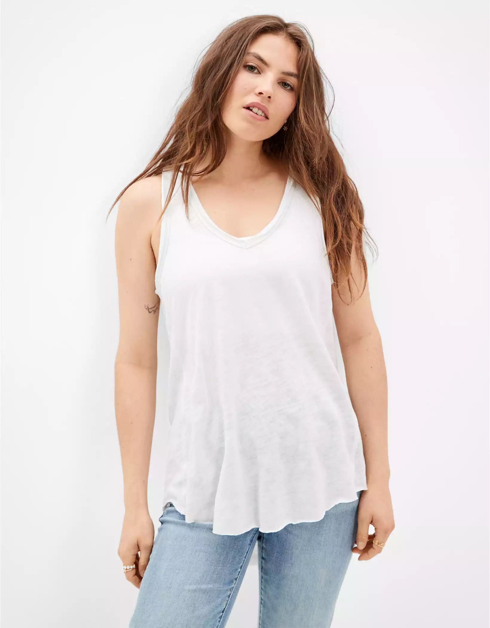 AE V-Neck Shirttail Tank Top | American Eagle Outfitters (US & CA)