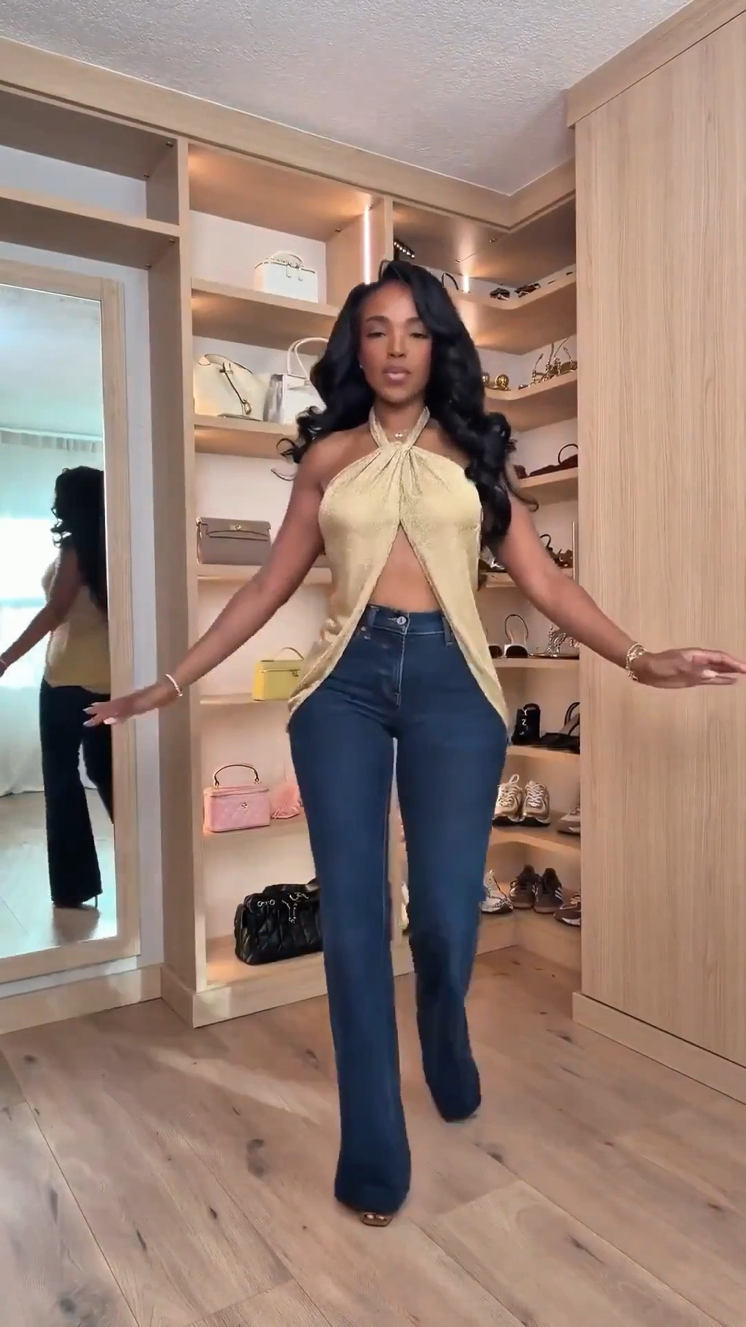 Scroll to shop! ✨ Everything from this look is linked below. 👇🏽    

Wearing: Size Small | 5’4” | 140 lbs  

📲   Download the FREE LTK app & follow me (@kirasfashionfinds) to shop all my daily finds.  #LTKootd #LTKPetite #LTKU