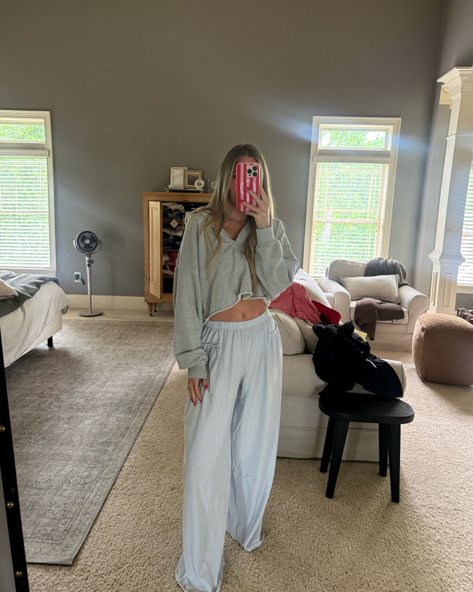 Wearing the Xs long

#LTKHome #LTKTravel #LTKdayinmylife