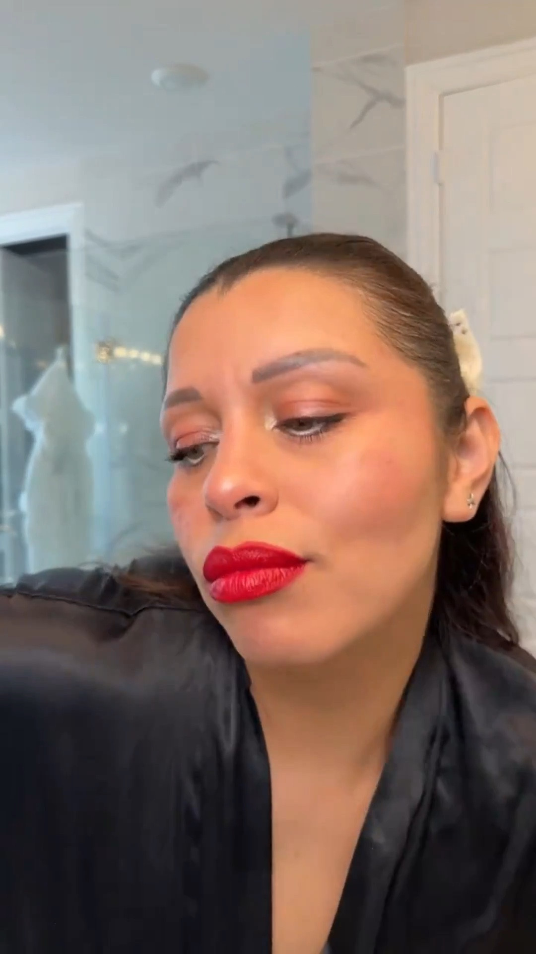 GRWM 💋as a mom in her 40’s 

Easy makeup routine, fresh makeup look, simple makeup routine, makeup products, makeup tutorial, makeup transition, beauty over 40 

#LTKOver40 #LTKBeauty #LTKgrwm