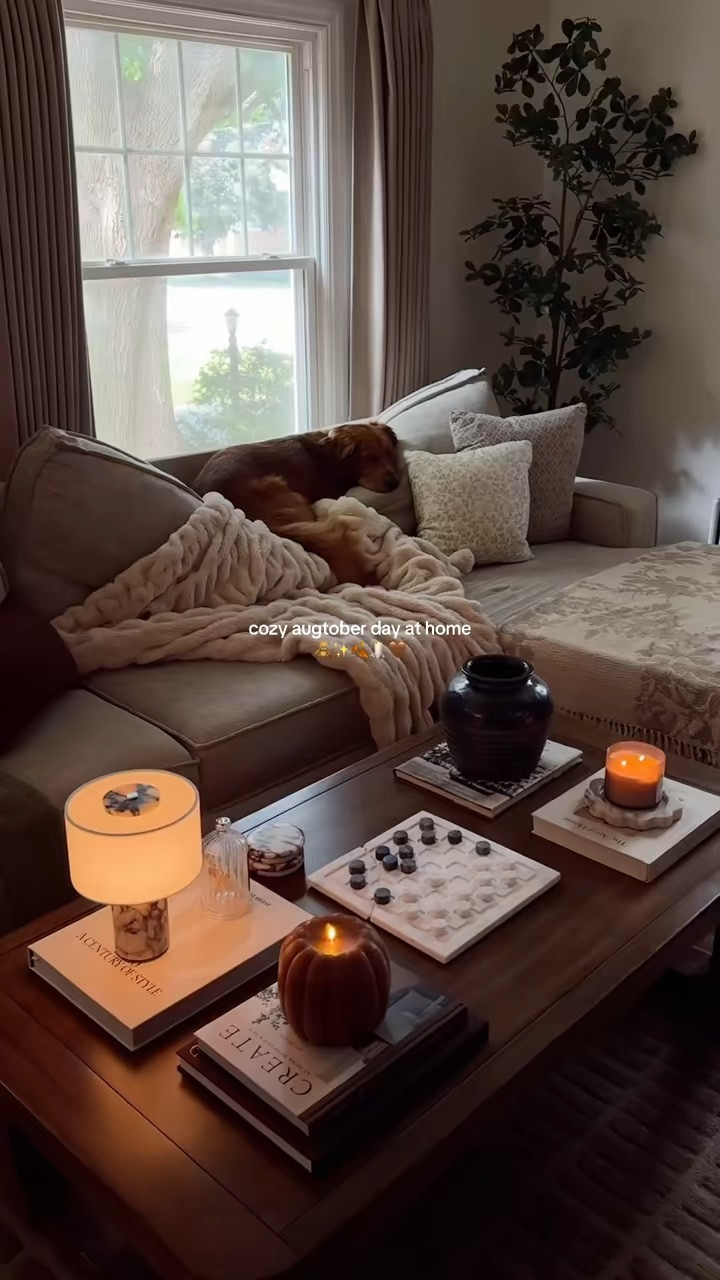 cozy living room slowly transitioning to fall 🍂 

fall home decor, living room home decor, cozy home decor