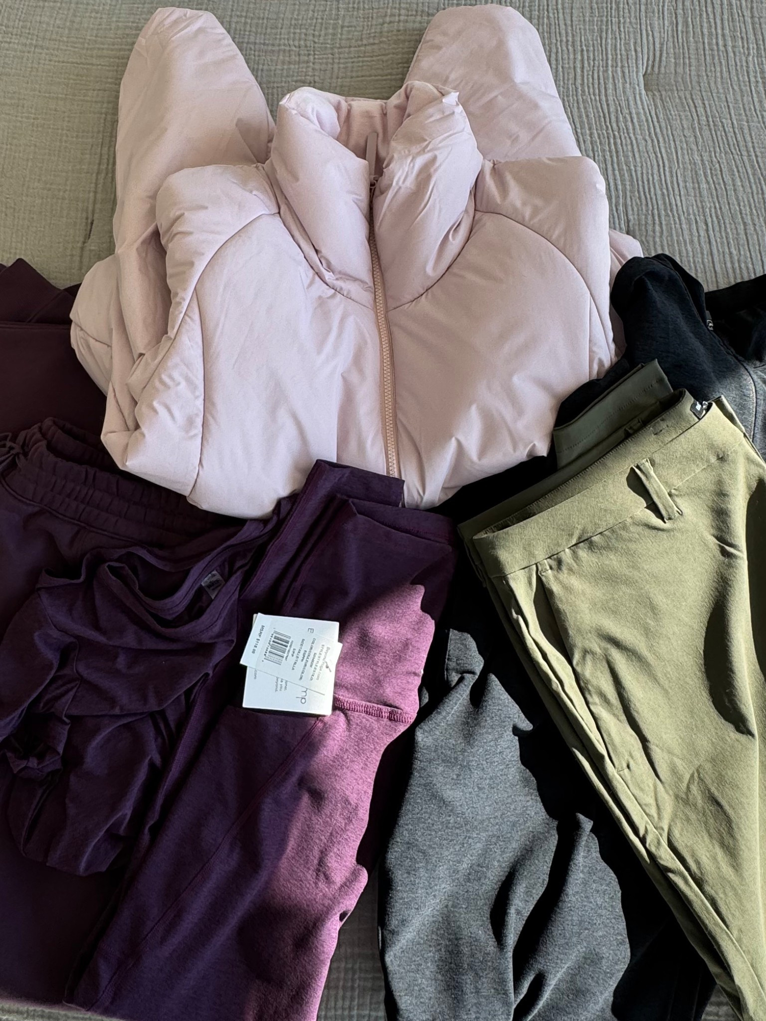 Beyond Yoga haul! 

#LTKBump #LTKActive #LTKSeasonal