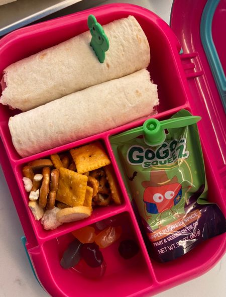 My kindergartener’s fav lunchbox is on sale right now.  It comes with a cooler pack to keep it cold that clips under the food tray. 

#LTKkids #LTKCyberWeek #LTKsalealert