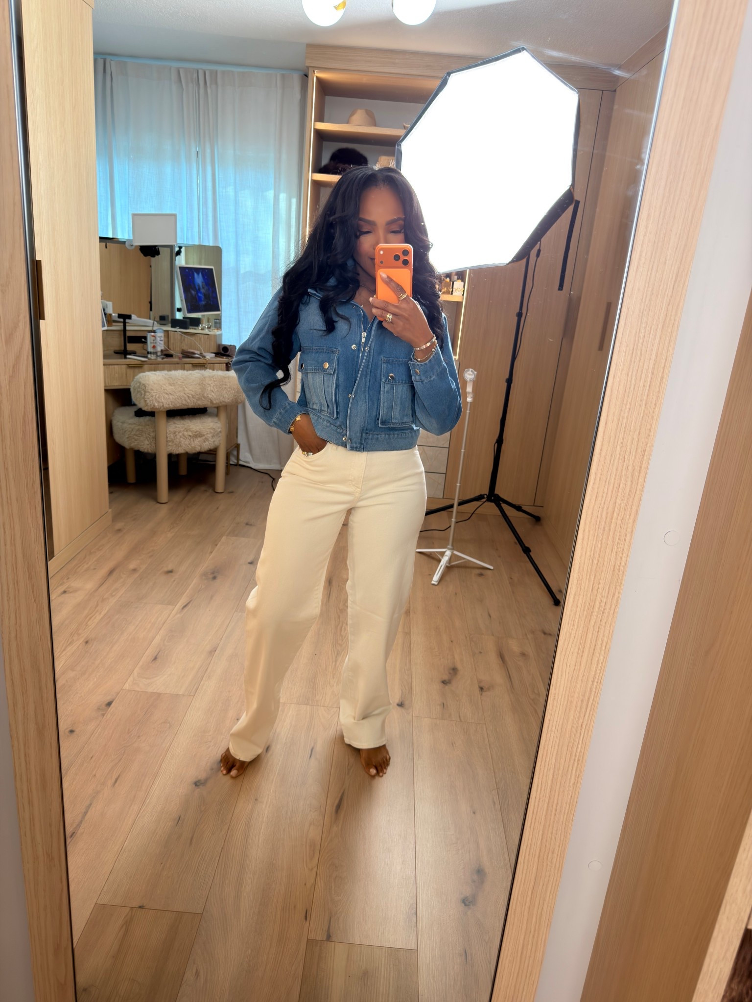 Effortless everyday polish — a cropped @express denim jacket paired with soft neutral trousers for that clean, elevated off-duty look. Structured on top, relaxed on the bottom, and endlessly wearable for real life.

Perfect for casual days, errands, lunch dates, travel days, and chic everyday outfits.

📏 Sizing:
Jacket (Small) • Pants (27 Long)
Height — 5’4” | 138 lbs | Bust — 34D | Waist — 27” | Hips — 40”

neutral outfit ideas, denim jacket outfit, elevated casual style, chic everyday looks, clean girl aesthetic, modern wardrobe staples

✨ Everything linked below for easy shopping

Follow me on Instagram and YouTube @kirasfashionfinds

#LTKootd #LTKgrwm #LTKPetite