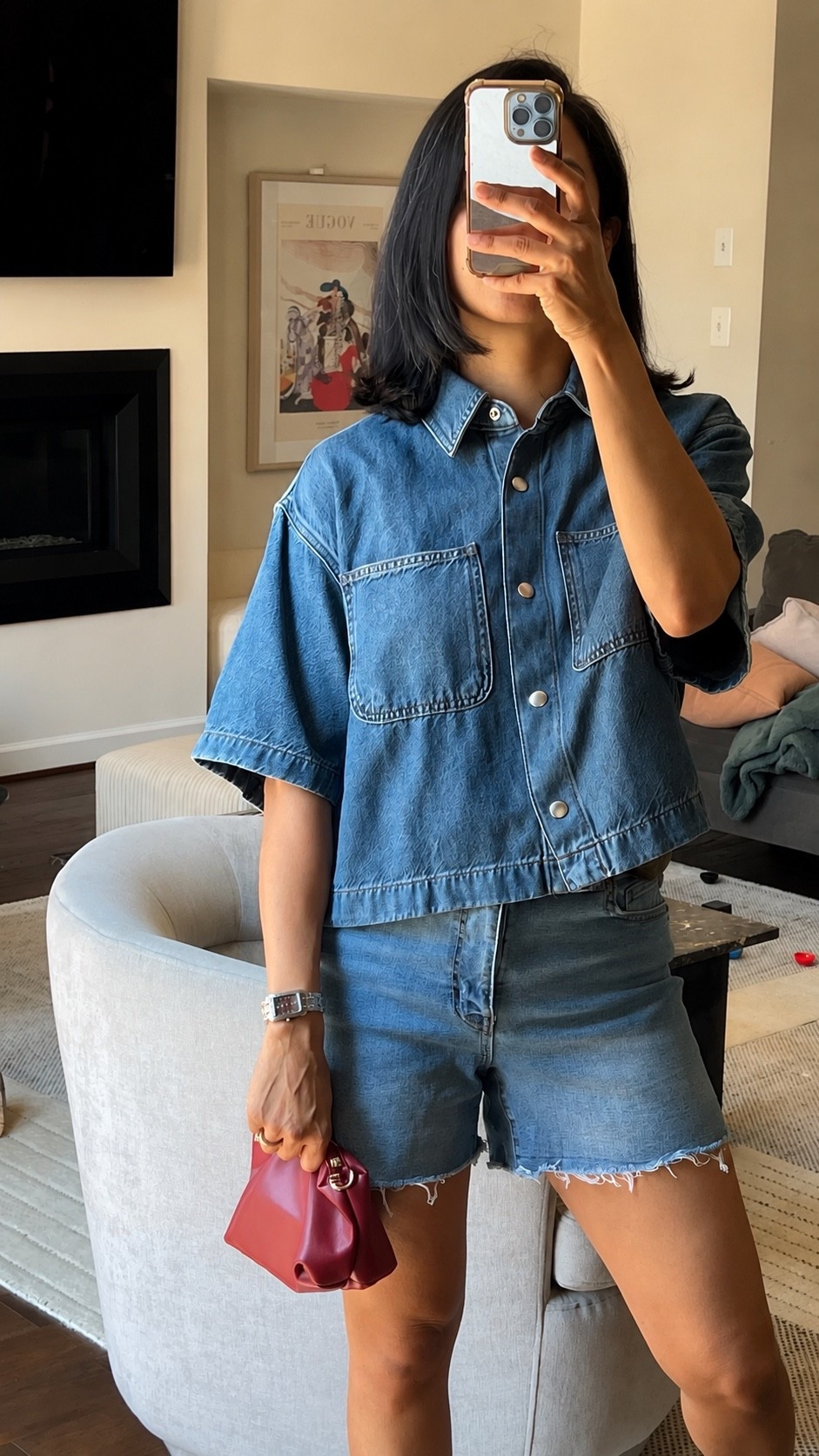 Have I posted enough looks with this boxy-cropped-soft-denim shirt? I’m absolutely obsessed!

#LTKxMadewell

#LTKdayinmylife #LTKootd