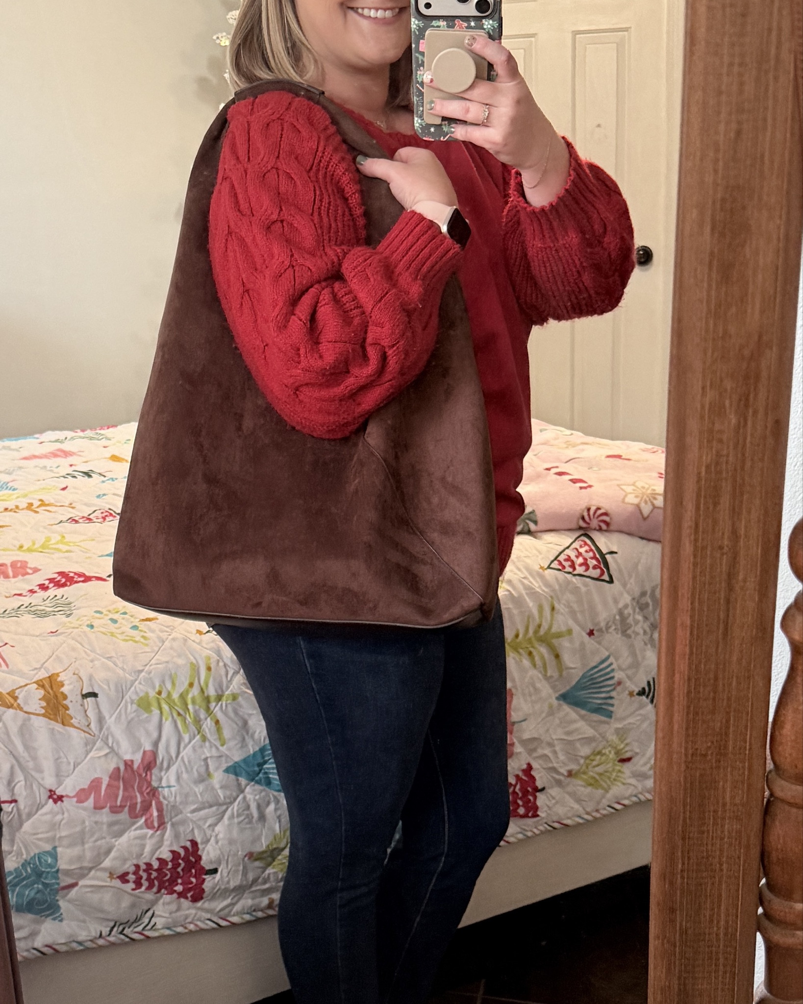 This bag feels way more expensive than it is. 🤎✨ My new everyday carry!

#LTKGiftGuide #LTKmomlife #LTKootd