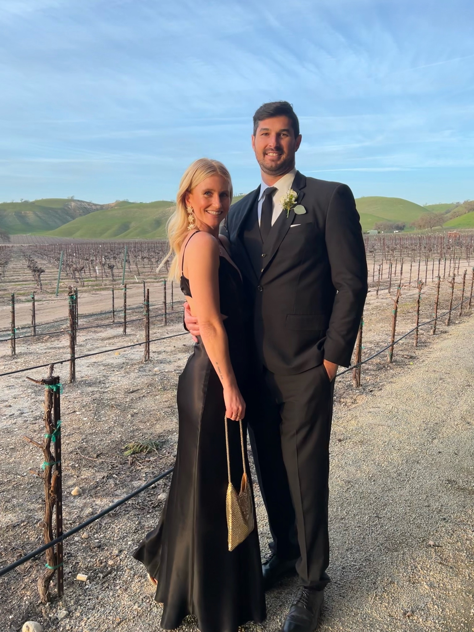 Cocktail attire Winery wedding guests 🖤 

I LOVED this dress and it fit perfectly, it’s one of the first dresses I haven’t needed to alter 🙌🏻 

#blacktiewedding #coacktaildress #weddingguestdress 

#LTKSale #LTKwedding #LTKunder100