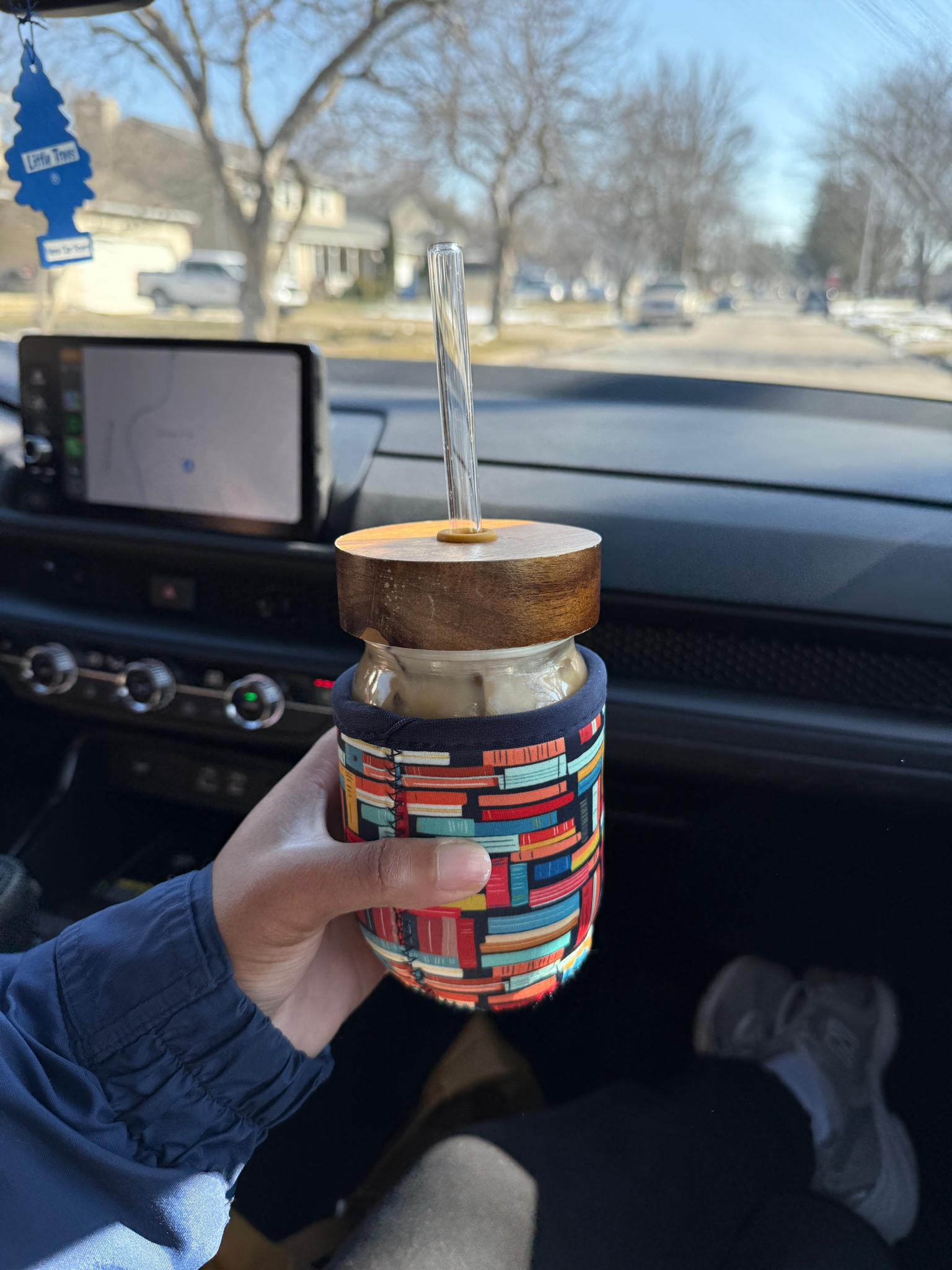 Spring is near and iced lattes are here!!

Obsessed with these cute drink cozies for my iced lattes ☺️🧊☕️

#LTKFindsUnder50 #LTKSeasonal #LTKTravel