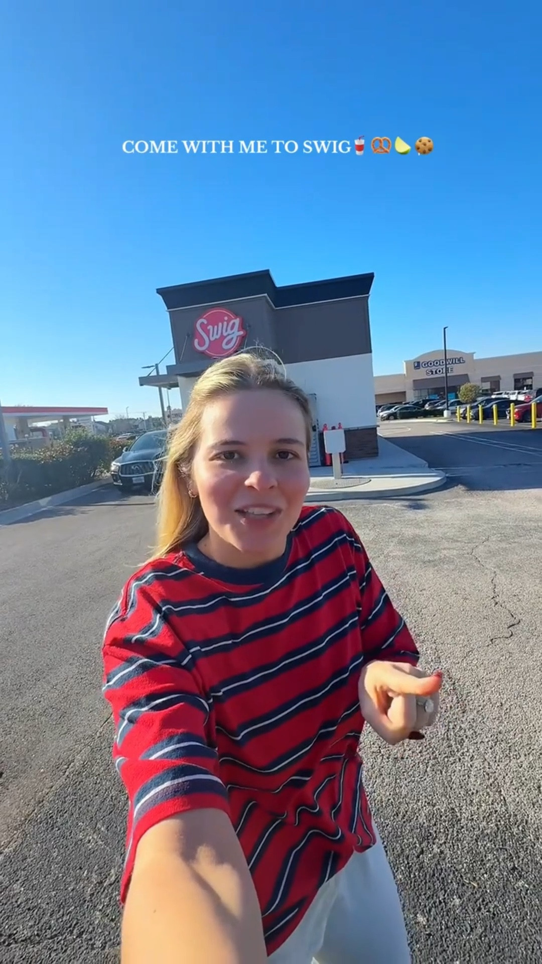 NOOOO the ice🥲💔🥤🥨 wish I had swig by me :( #swig #dirtysoda #swigdrinks #swigorder

#LTKdayinmylife #LTKootd #LTKvlog