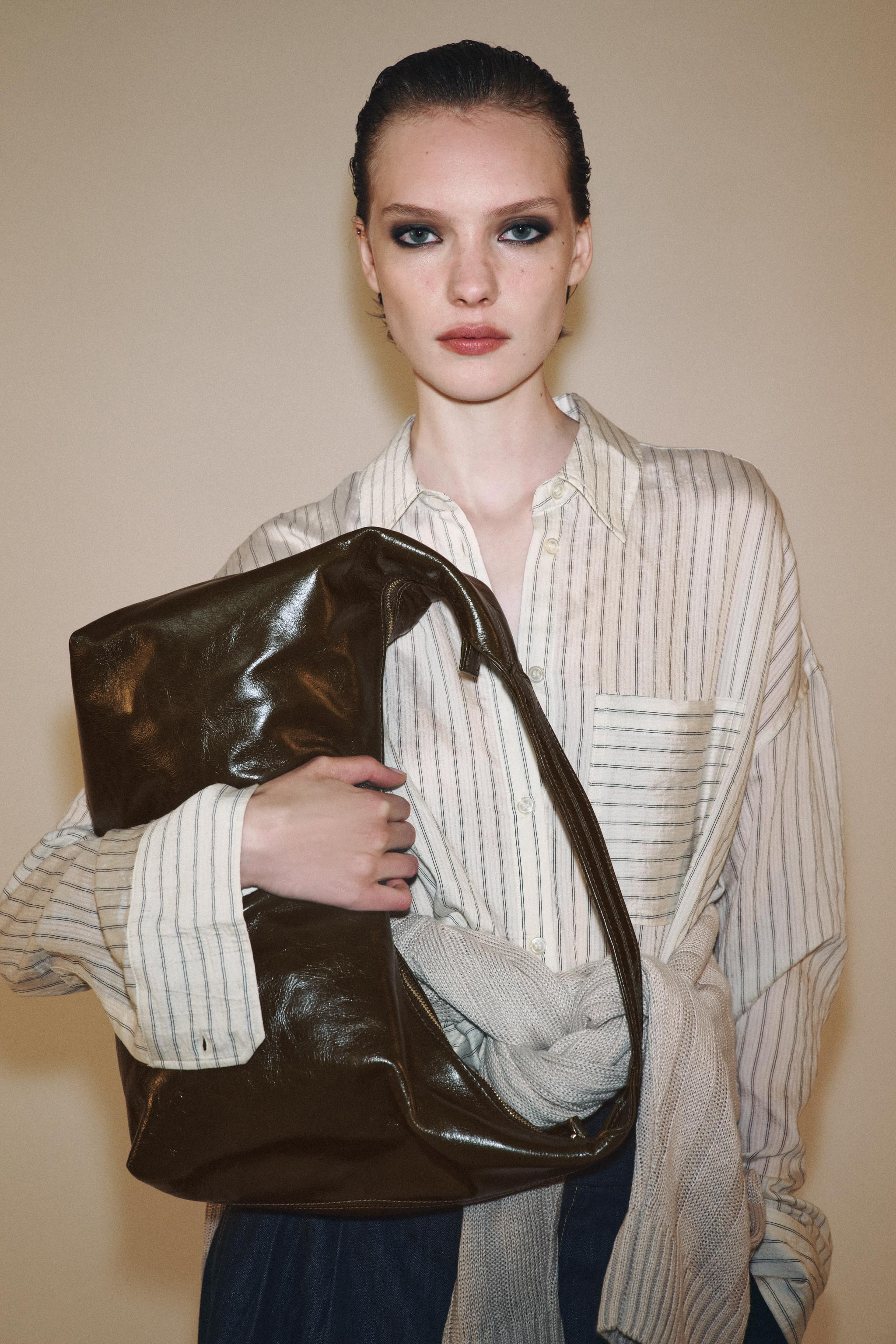 LEATHER OVAL BAG | Zara US