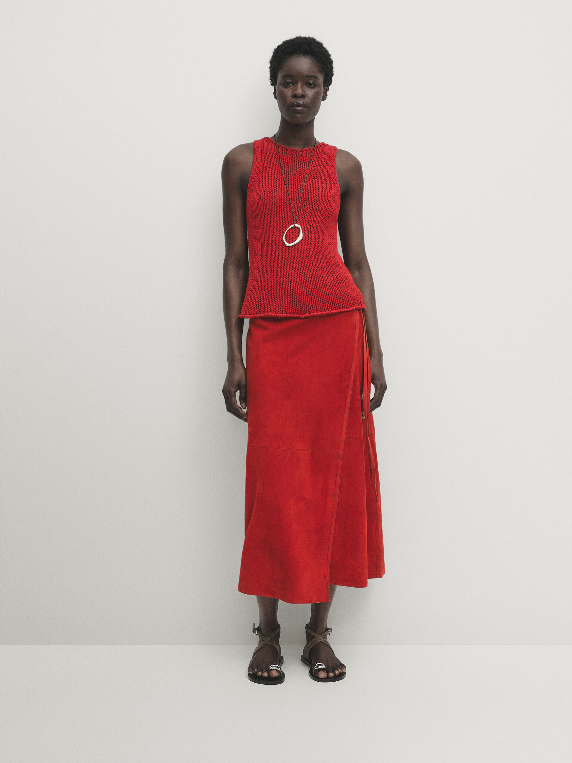 Plain knit crew neck top | Massimo Dutti UK