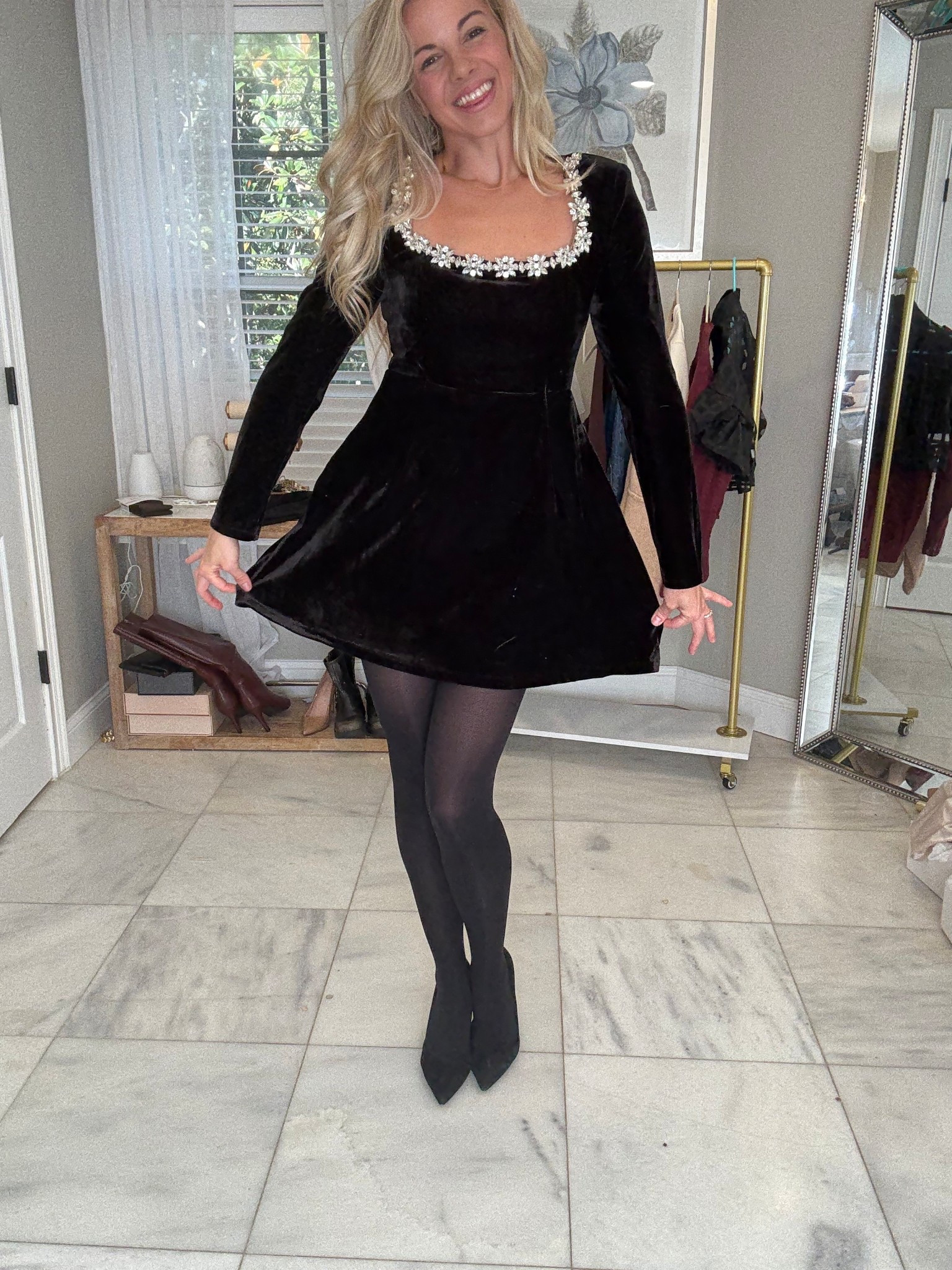 Love an all black velvet dress for this holiday season !! This would be so cute for either a Xmas party or even New Year’s Eve !! So obsessed with this - wearing a size small 

#LTKSeasonal #LTKHoliday #LTKU