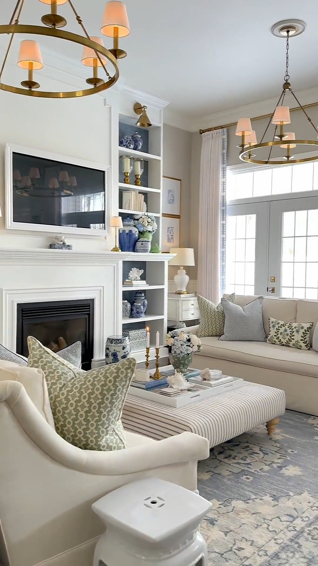 Spring vibes in our home! Soft layers of gorgeous blues and greens 💙💚

#LTKHome #LTKSeasonal