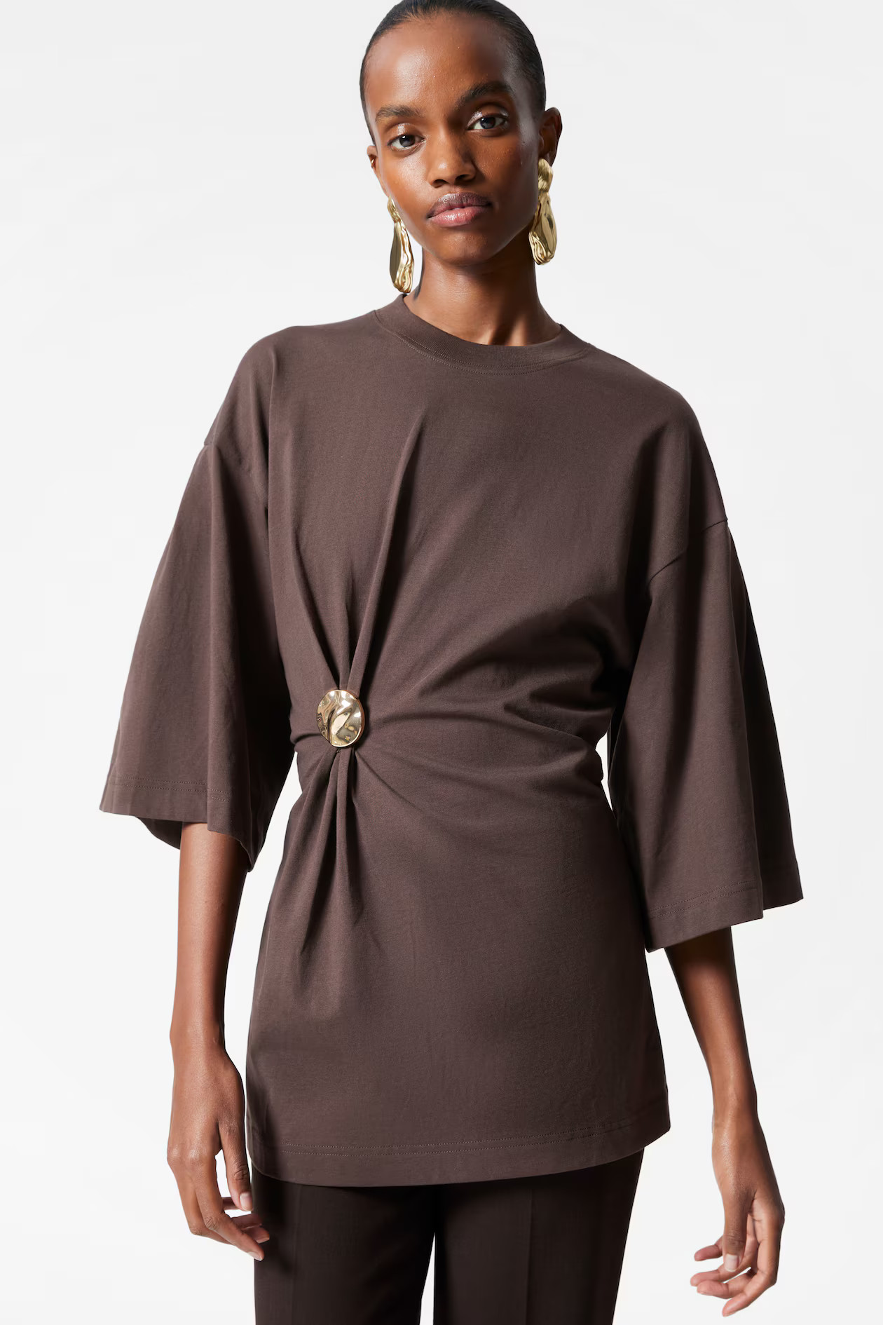 Draped Brooch T-shirt | H&M (UK, MY, IN, SG, PH, TW, HK)
