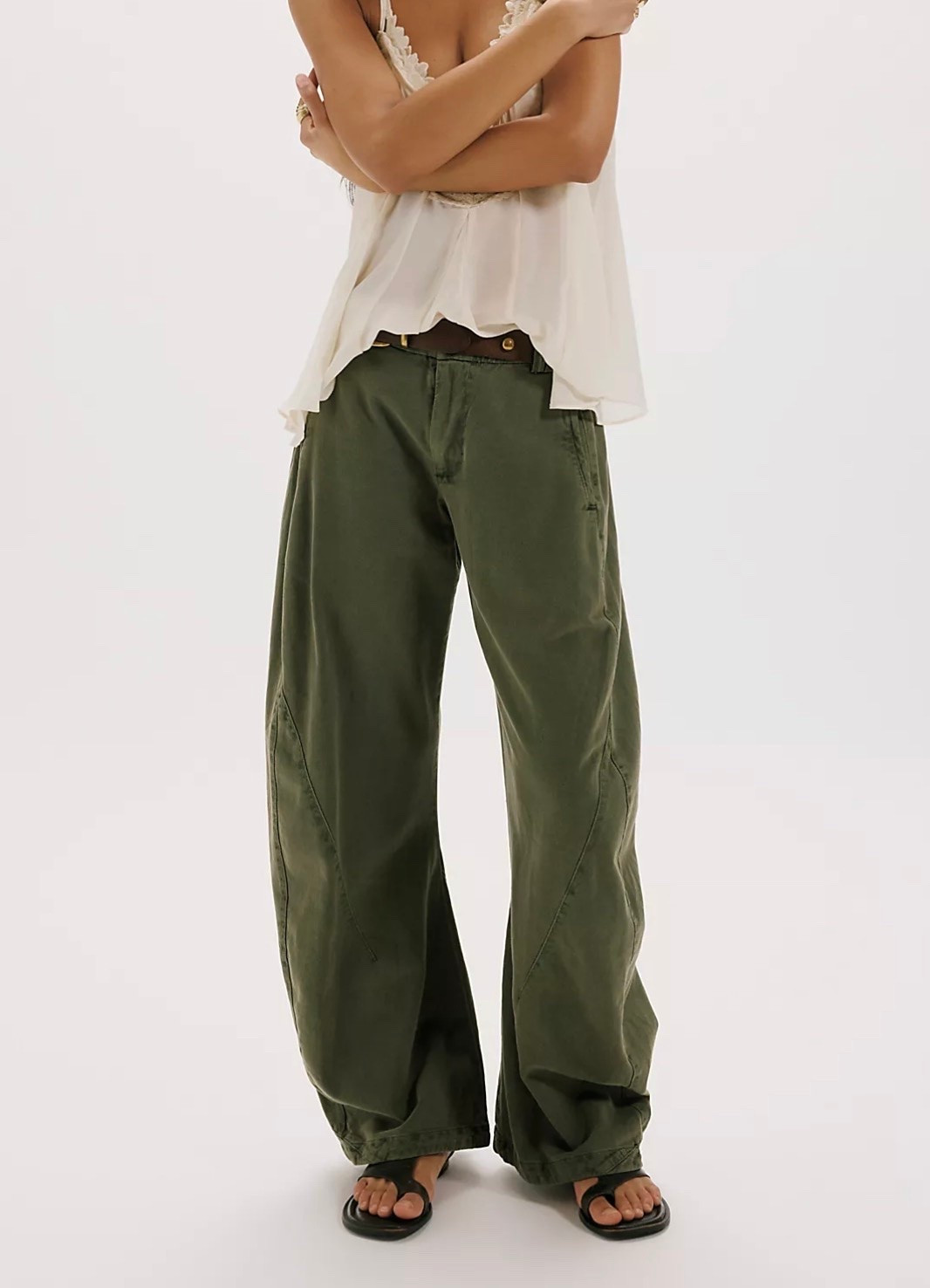 I’m obsessed with these khakis. The perfect shape - 2 lengths and 9 colours to choose from x

#LTKuk #LTKover50style