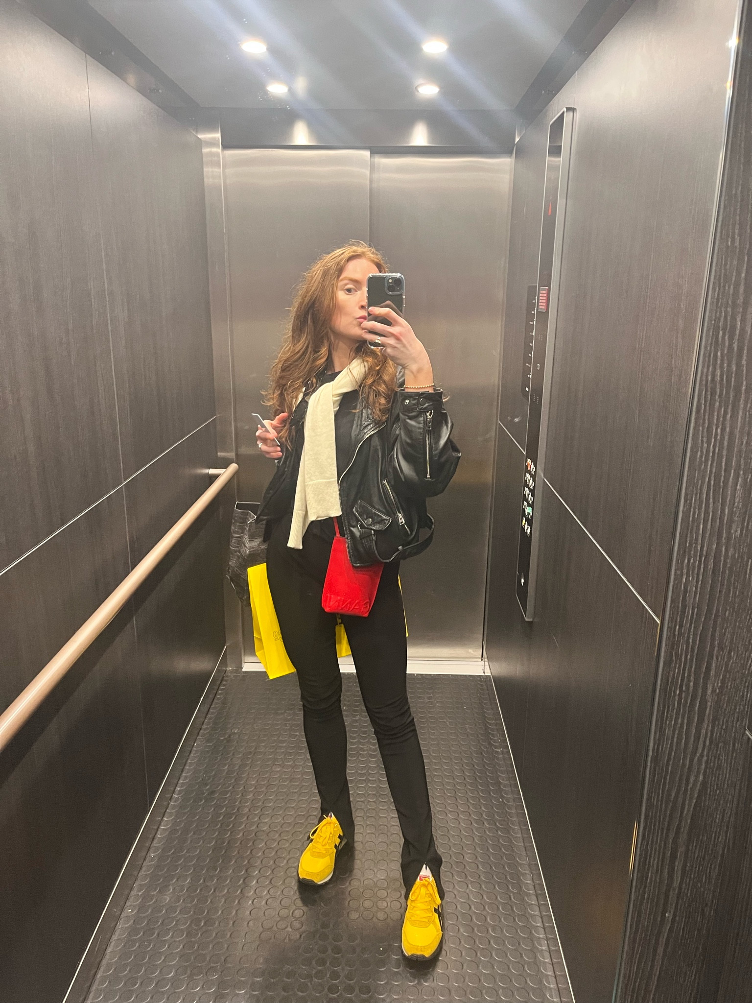 got caught in the London rain and made a crazy yellow purchase 💛

Onitsuka Limber, this style is a bit different but linked similar 🫠

#LTKeurope #LTKtravel #LTKshoecrush