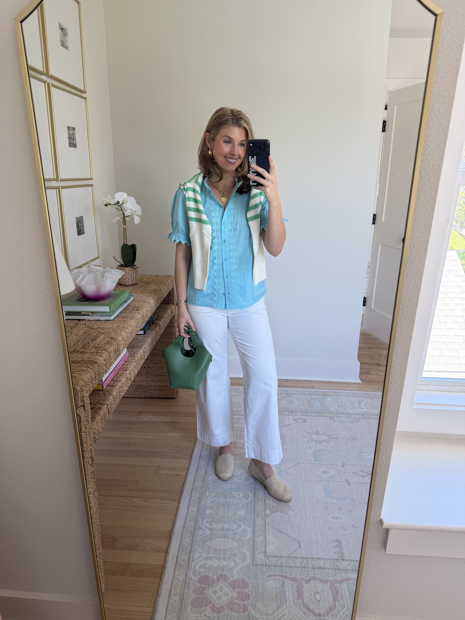 Spring outfit idea! Wearing an XS/2
