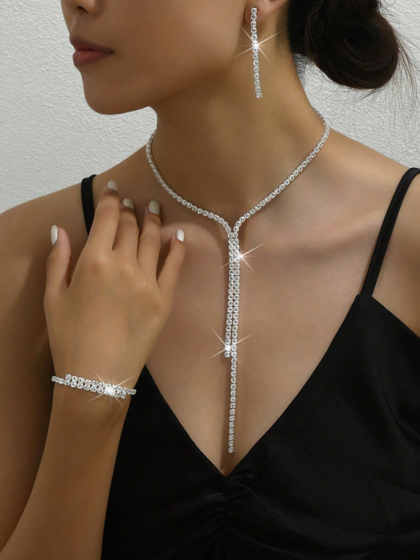 1set Women's Luxury Niche Design Elegant Rhinestone Fringed Necklace, Earrings And Bracelet 3pcs ... | SHEIN