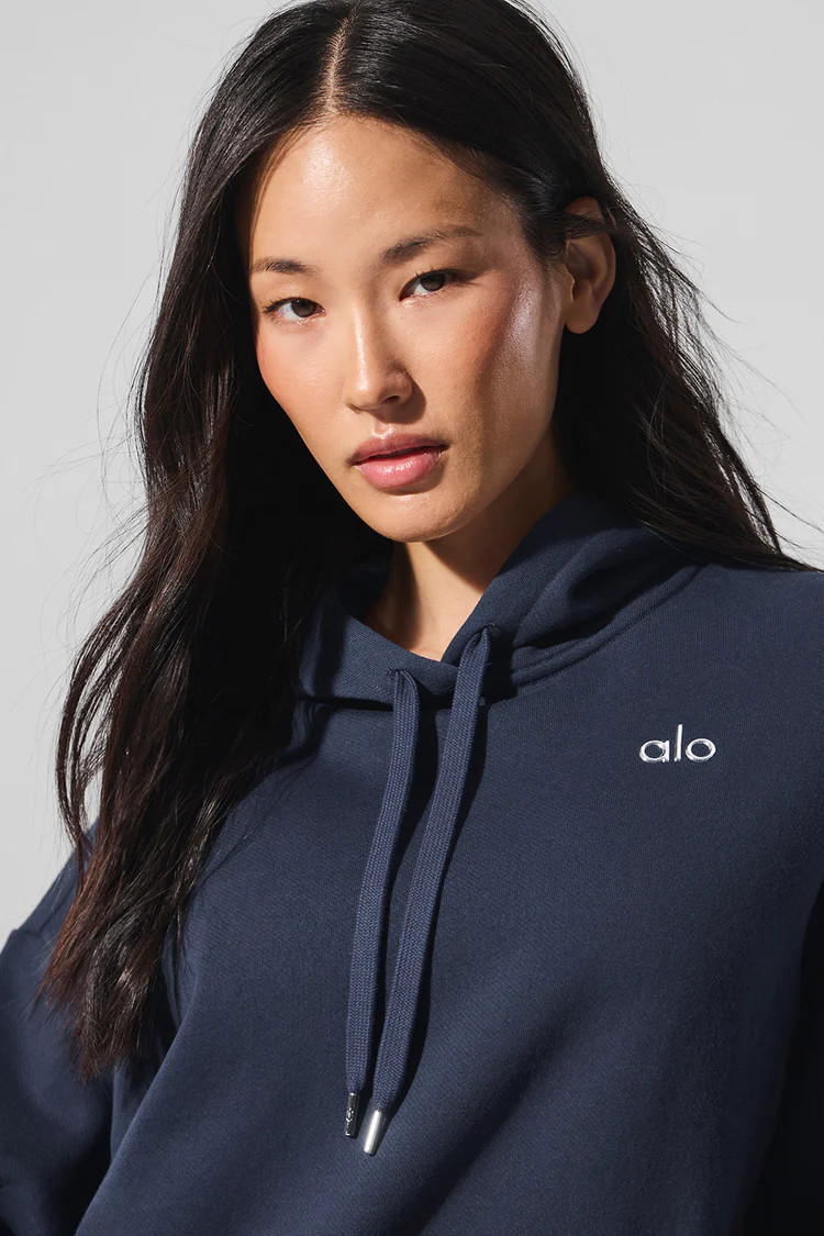 Accolade Hoodie | Alo Yoga