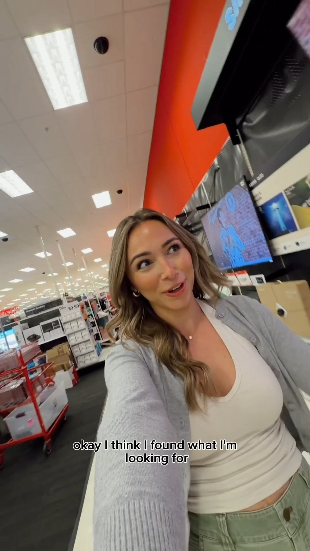 #ad #RokuPartner #TargetPartner Lemme upgrade ya - with a budget friendly option!📺 This Hiro Roku TV line exclusively at Target is ELITE. You get literally everything you could want in a smart tv ((and then some!!)) with an affordable price. More money in your pocket, better entertainment on your screen… it’s a win-win situation mmk!

Shop through the link in my bio or on my LTK and scroll through the 24” to 65” options to decide which one is right for your space. TBH I love how EASY it is to navigate through apps and options because I’m technologically challenged haha. The colors are vibrant, the options are endless, and the whole fam is happy! You’re going to LOVE it as much as we do! @rokuplayer @target #Target @shop.ltk #liketkit 


#LTKGiftGuide #LTKHoliday #LTKHome