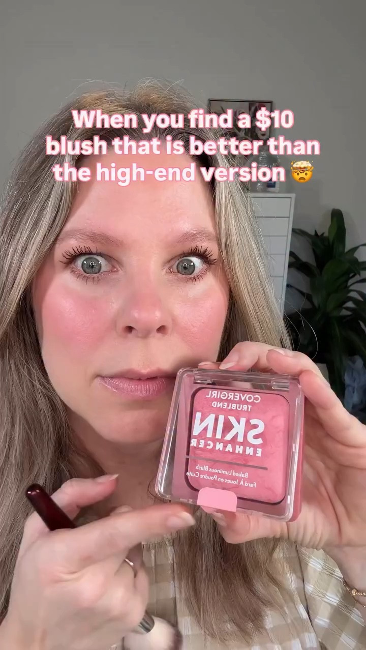 I just found the perfect affordable blush — And, it’s over 40 approved. The @covergirl skin enhancer, baked luminous blush in 'please please pink' is a game-changer - and it's less than $10. Has anyone else tried this one yet? Share your thoughts in the comments! 😅 #newmakeup #affordablemakeup

#LTKgrwm #LTKOver40 #LTKBeauty