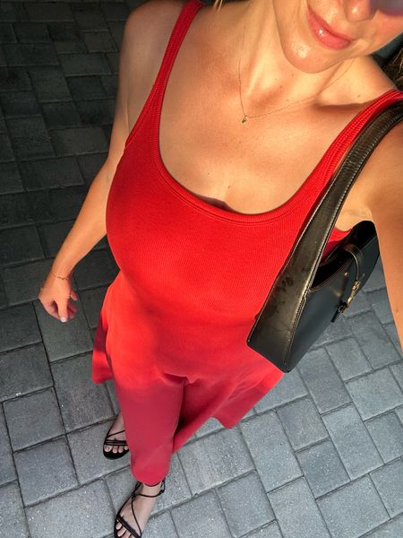 Red dress 

#LTKFindsUnder50 #LTKStyleTip #LTKSaleAlert