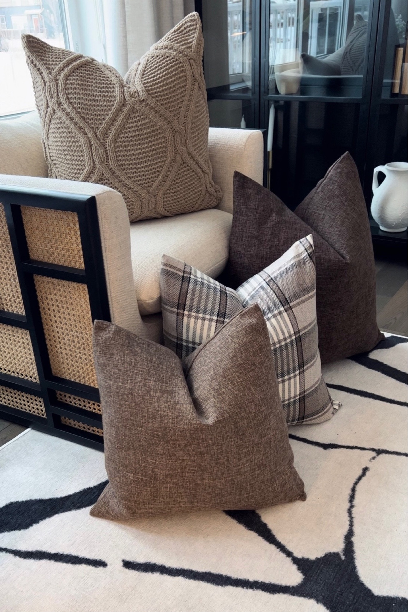 Scroll down to shop the look below!
💕Follow me for more! 😃

My pillow sizes are
24x24
20x20
18x18
12x20


My insert sizes are:
12x20 for the lumbar pillow
20x20 for the 18x18 pillow
22x22 for the 20x20 pillow
26x26 for the 24x24 pillow

Click below 🫶🏽

#LTKhome #LTKsalealert #LTKstyletip