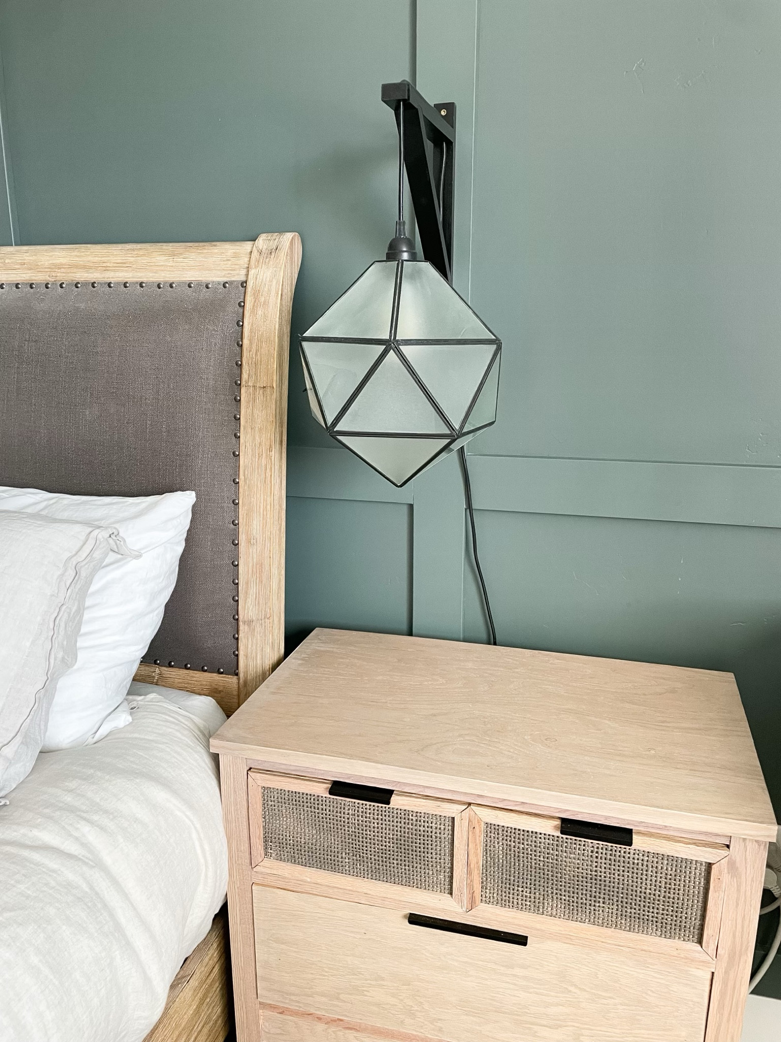 DIY Bedside Pendant Lamp. I love the look of these and they were so easy to make!

#LTKhome