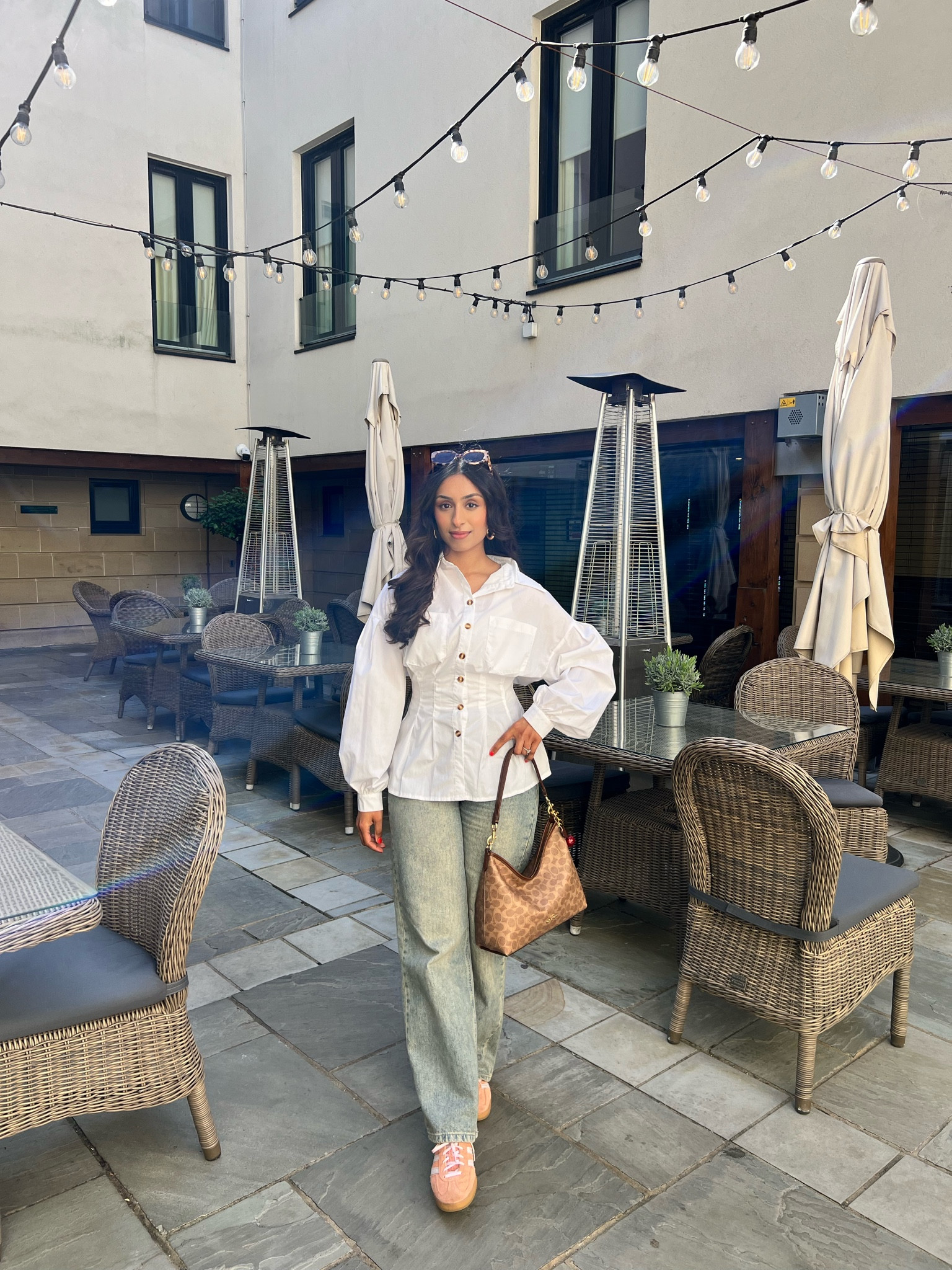 Oversized white shirts for spring 🤍

#LTKsalealert #LTKVideo #LTKSeasonal