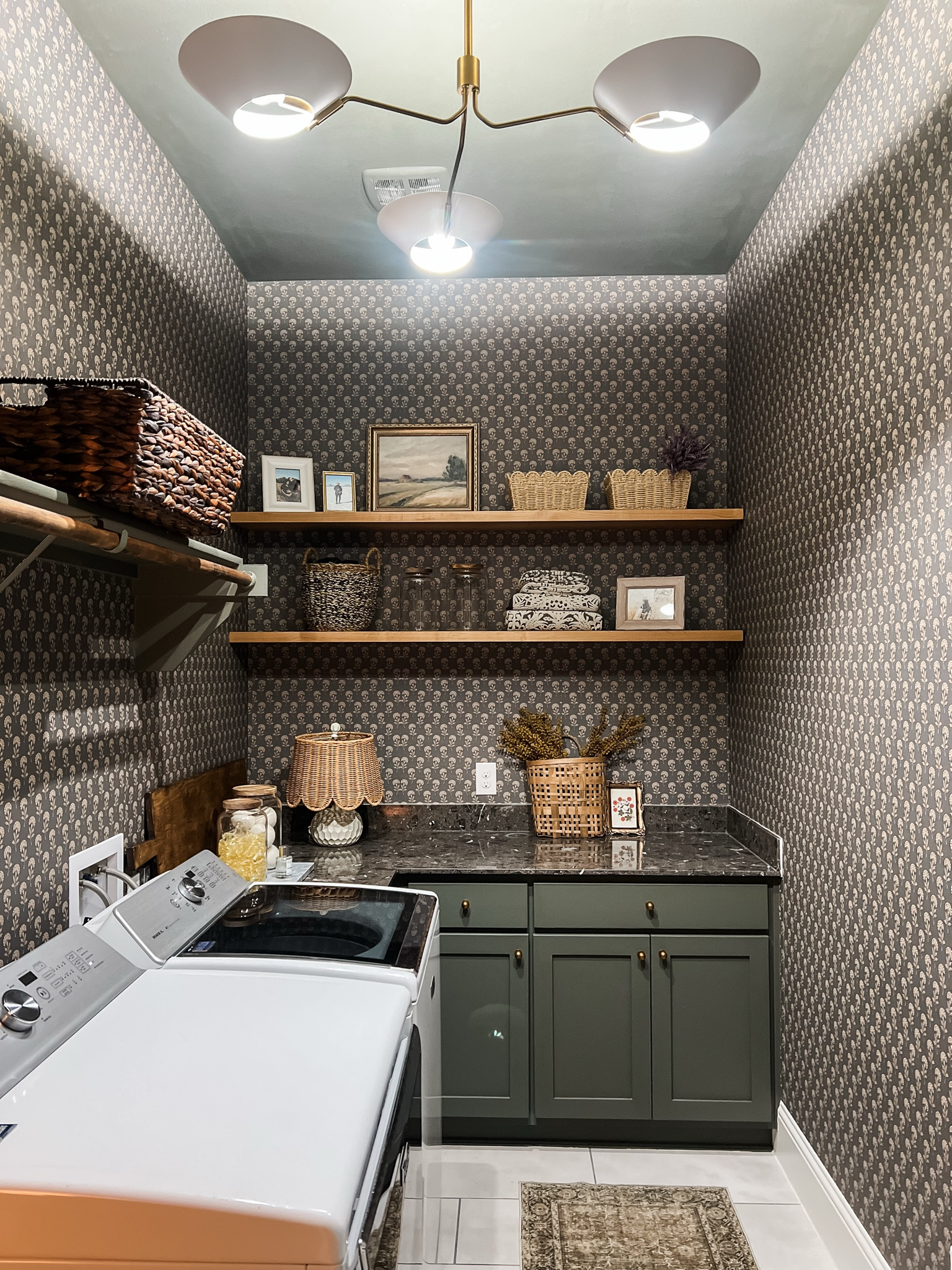 use code BECKY25 for 25% off your wallpaper purchase at Artza & Co!    

laundry room refresh, woven baskets, scallop baskets, nontoxic laundry detergent pods, dryer balls, wallpaper, Artza & Co, extra large glass containers, laundry organizer, laundry organization, Rowabi Interiors

#LTKU #LTKSaleAlert #LTKHome